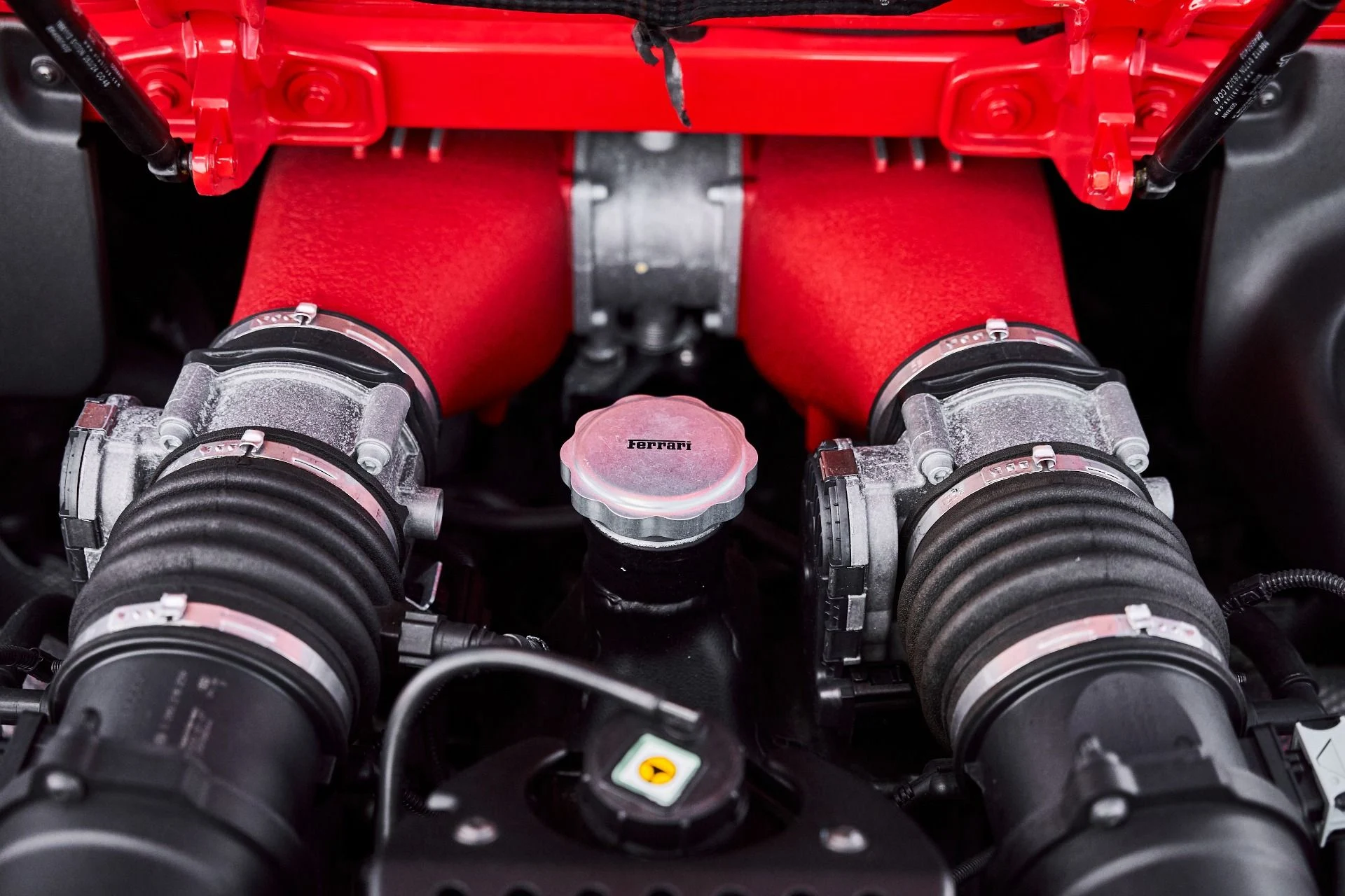 mph022_2715152858_Used_2012_Ferrari_458_Spider_Base_1781373802_ed7379ff4d