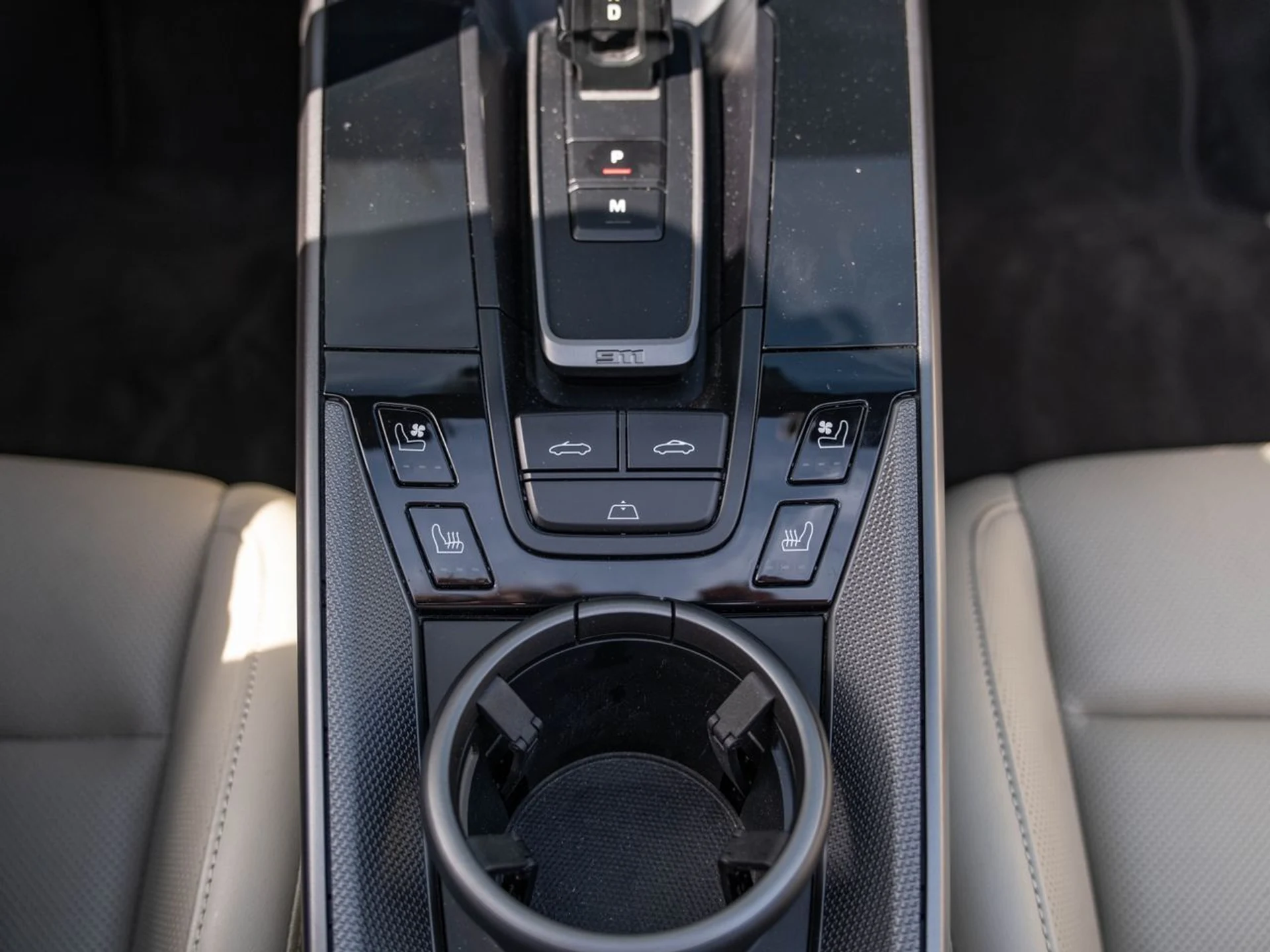 mph022_2716245193_828a0c9e9b4ba12b867e22f12422e58ex_d777de28af