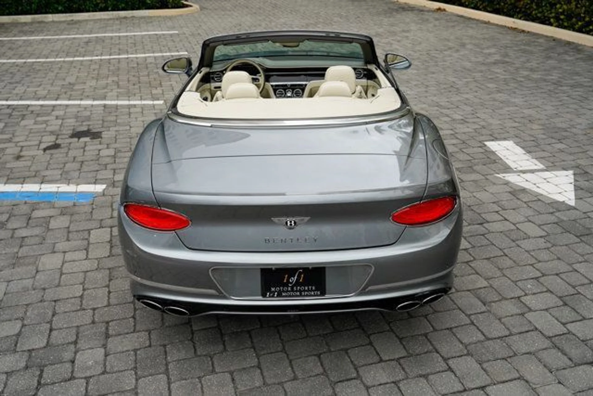 mph022_2716469797_22974034_23_640_8cc2c7ab95