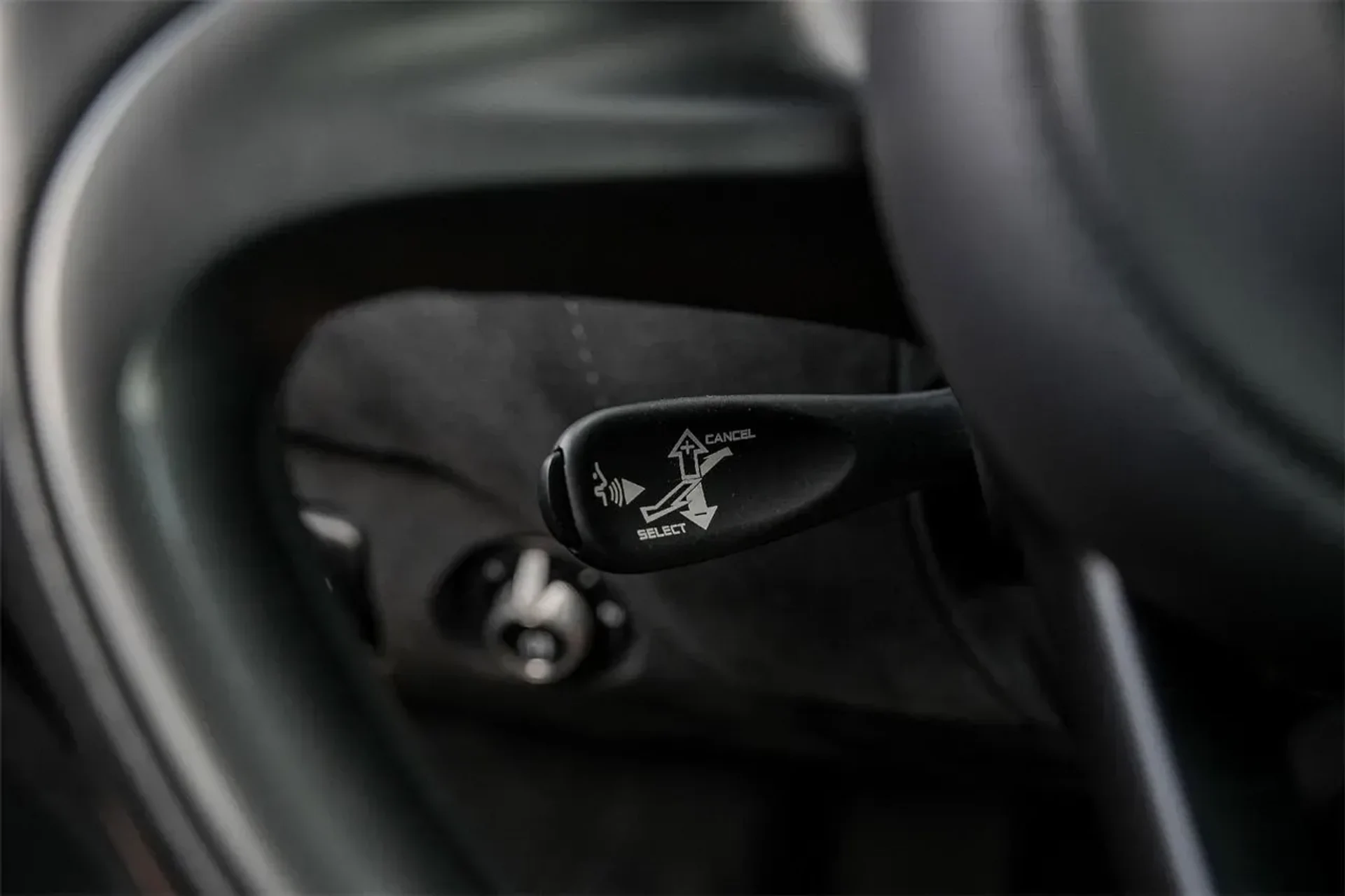 mph022_2722530084_9fe34c5ba73d47568d34e21c139b0c74_3f1a0a8615