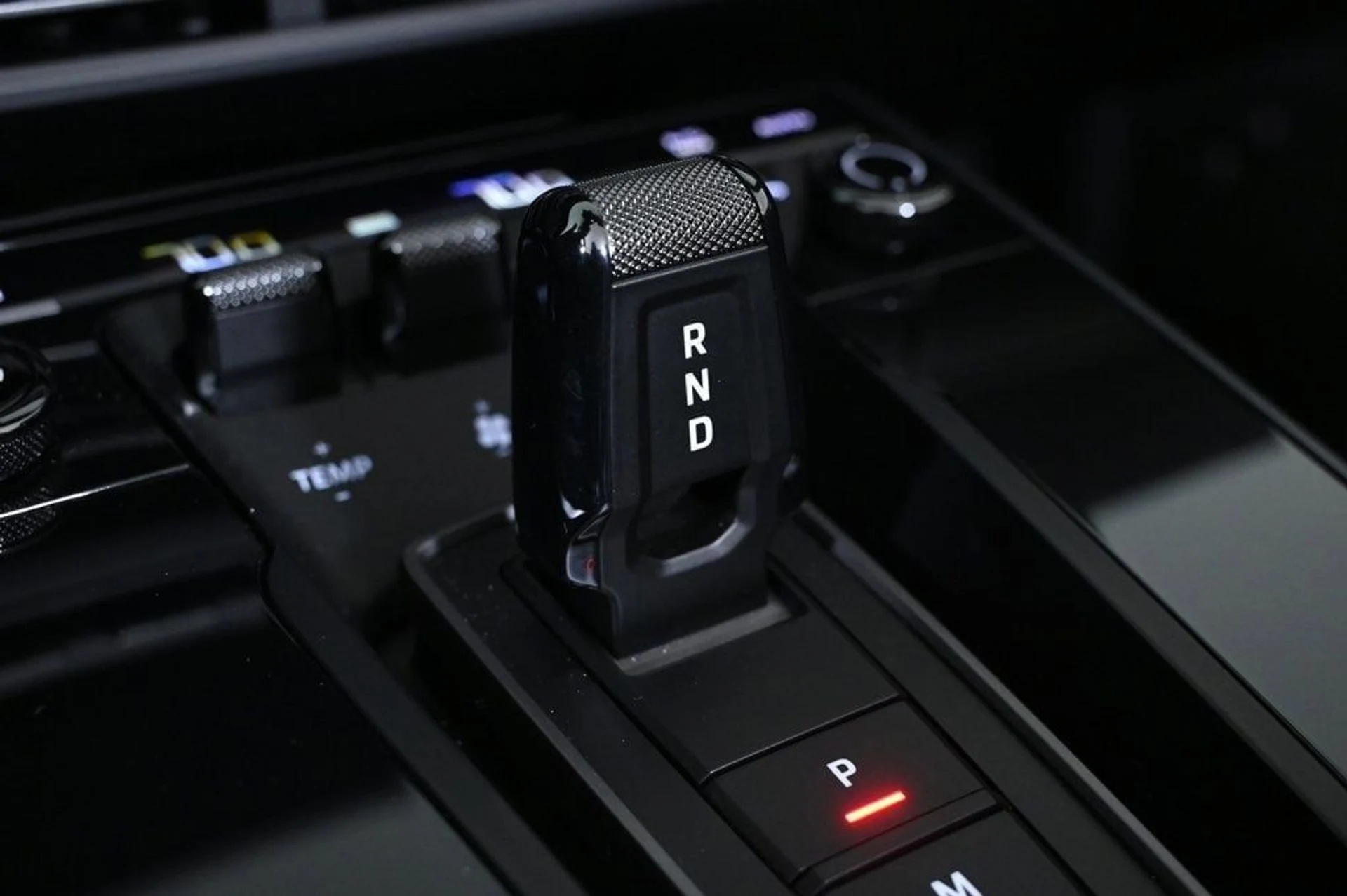 mph022_272532215_a4453adf88084b4394393765c402d863_9db8992338