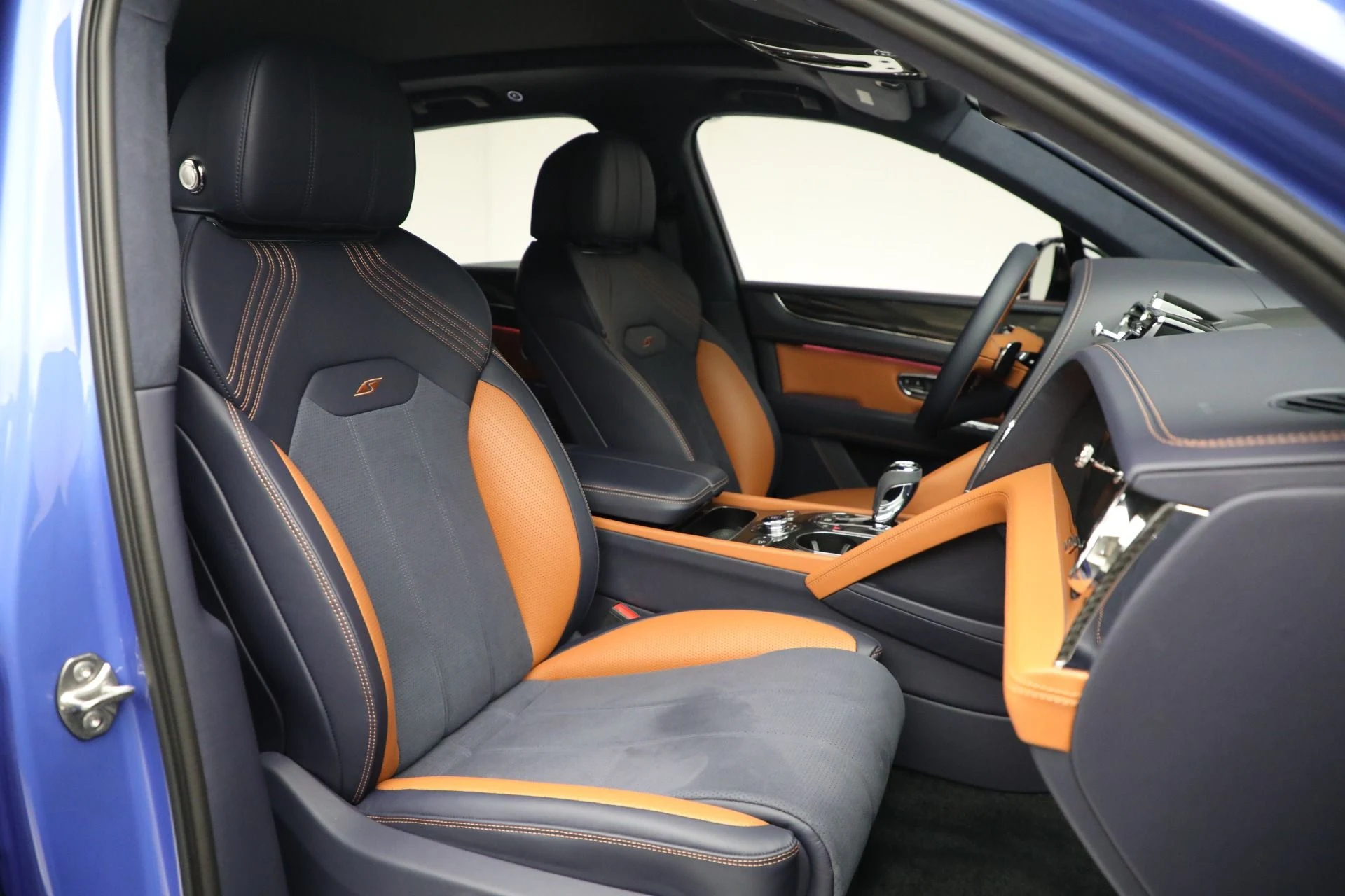 mph022_2730597805_Used_2024_Bentley_Bentayga_S_V8_e3e2bb9118