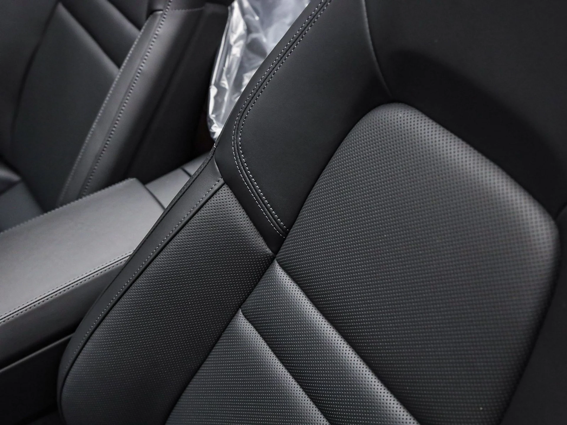 mph022_2732223716_04edb37abb90b6ff2f81448191d93603x_1358ebf290