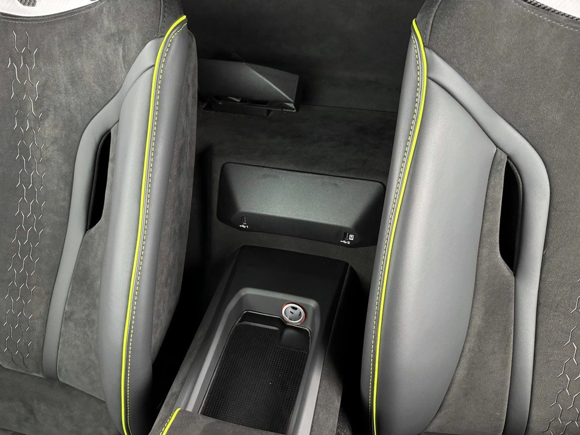 mph022_2736826361_604e2a6758b0c31d93b79a18d2d57a1ex_d61844c980