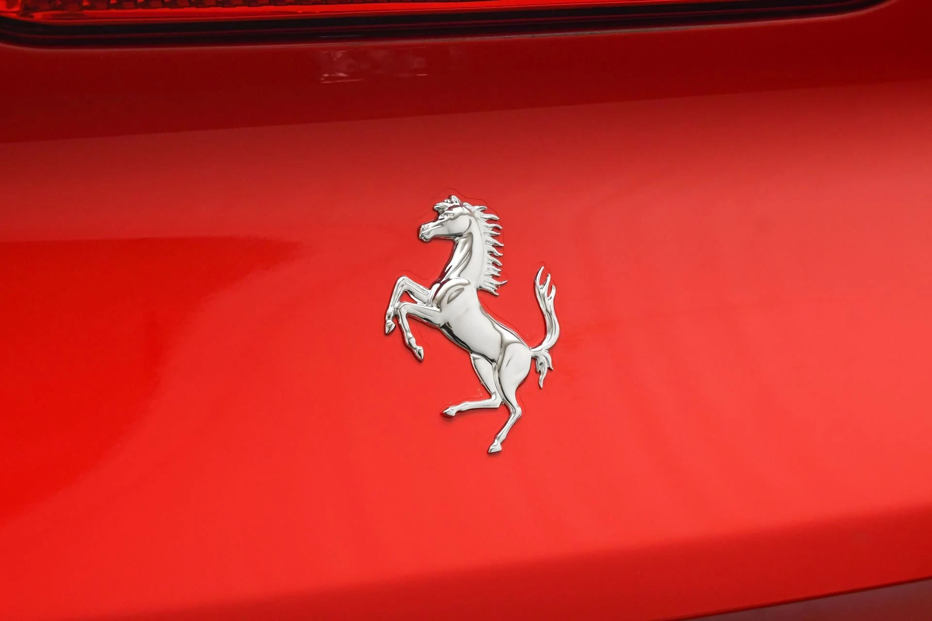 mph022_273996586_Used_2021_Ferrari_812_GTS_1753257408_47923652d5