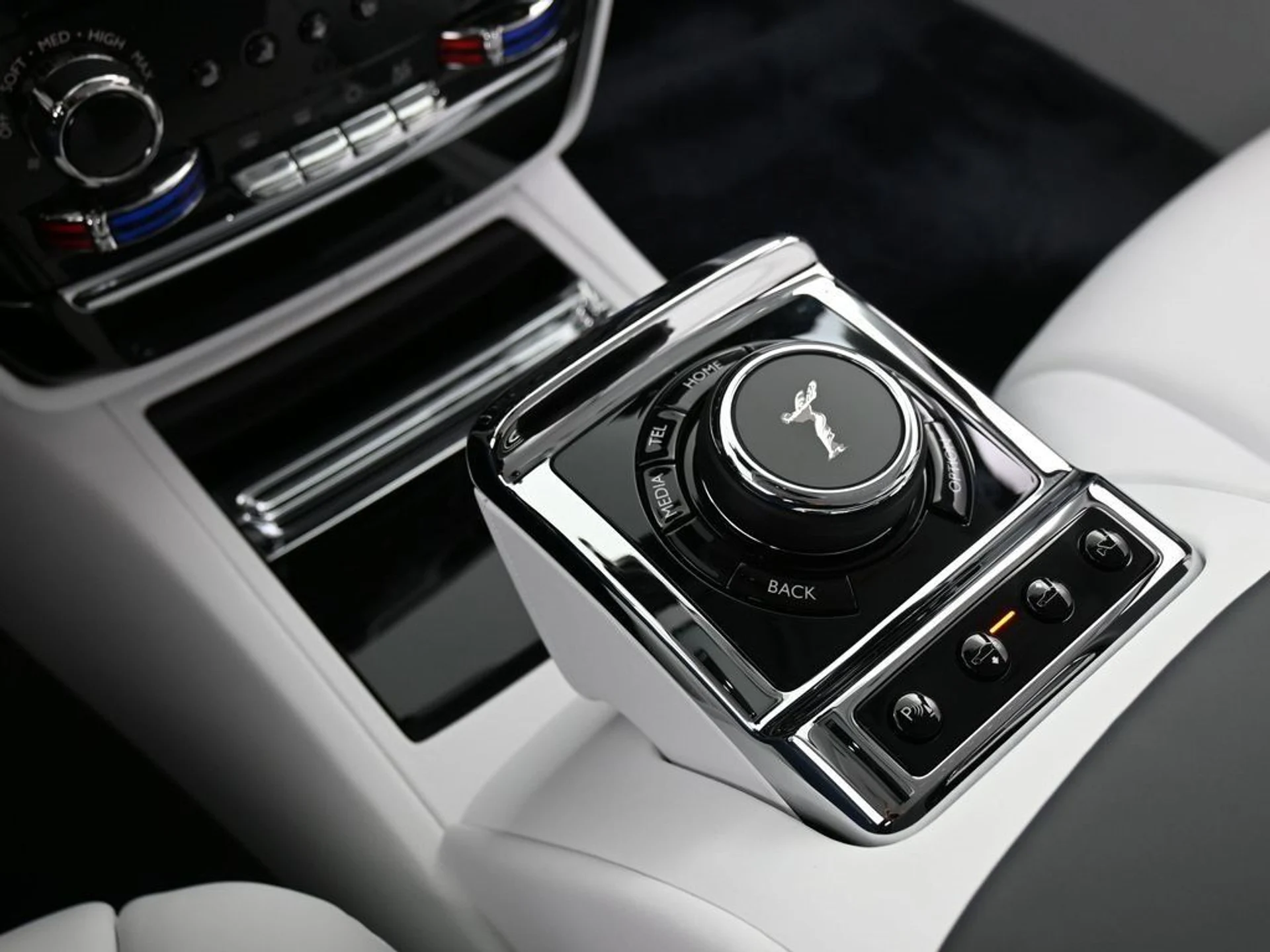 mph022_2741480815_0f2a80bbe7a77da77daad9c4816ec326_4676757cad