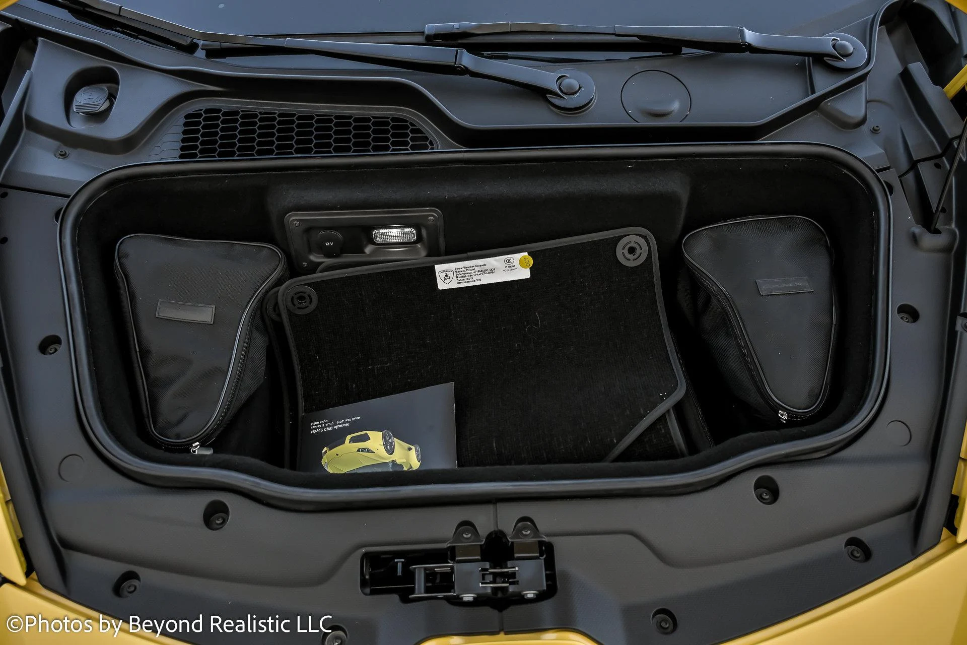mph022_2742546757_Used_2019_Lamborghini_Huracan_Spyder_LP_580_2_1759241342_fd9b05f4c6