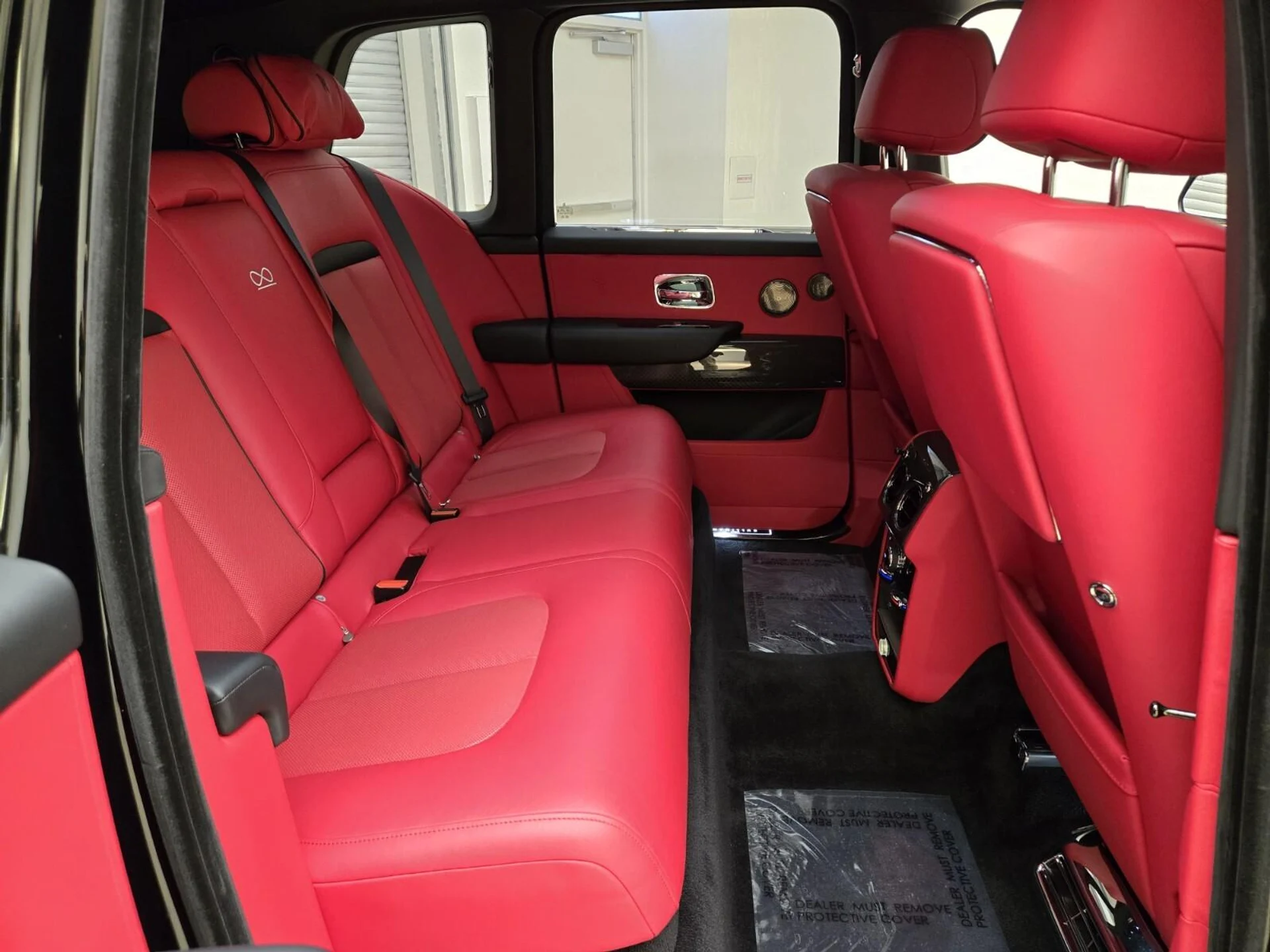 mph022_2745990483_Used_2022_Rolls_Royce_Black_Badge_Cullinan_1773381769_f29b6c01af