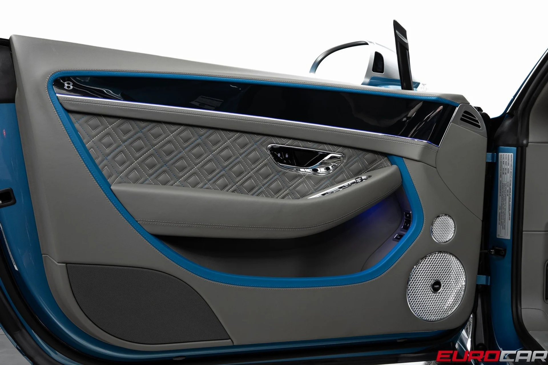 mph022_2749174833_image_23_bd1edeaa2e