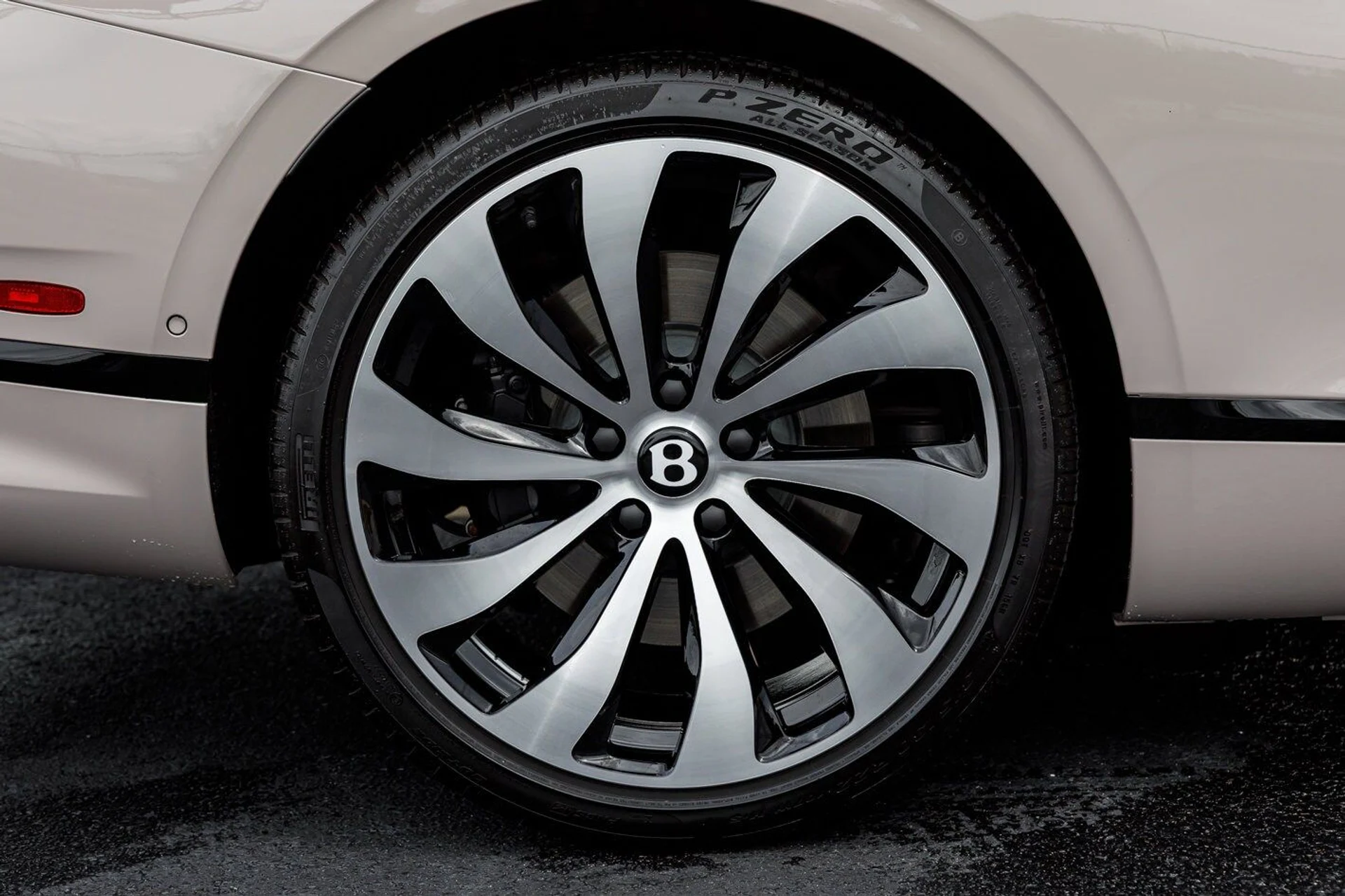 mph022_2749554831_9904b9a28fbb5bd0995d8d4f4ead9516x_96e566ed41