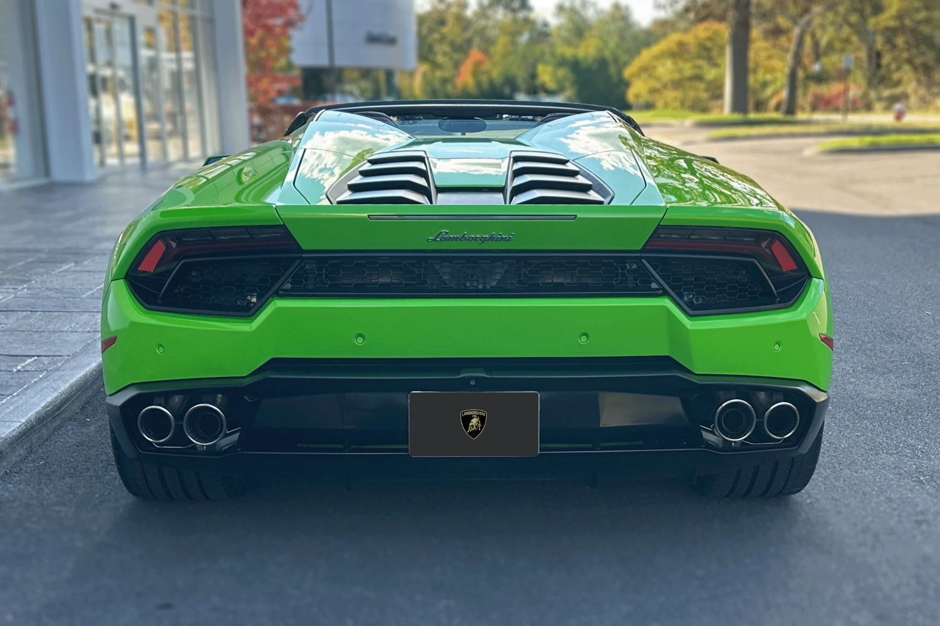 mph022_2754706124_Used_2017_Lamborghini_Huracan_RWD_Spyder_1761220667_5d6152ab73