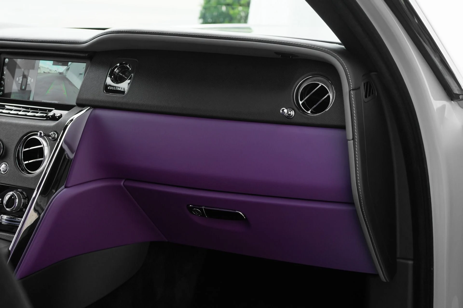 mph022_2763793684_Used_2024_Rolls_Royce_Cullinan_1772750182_80f5193130