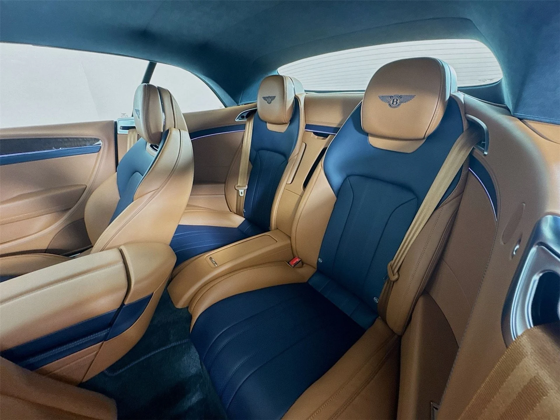 mph022_2765025671_3ebb89e98c7498bc0dfdac8add6e4007x_3df458aa82