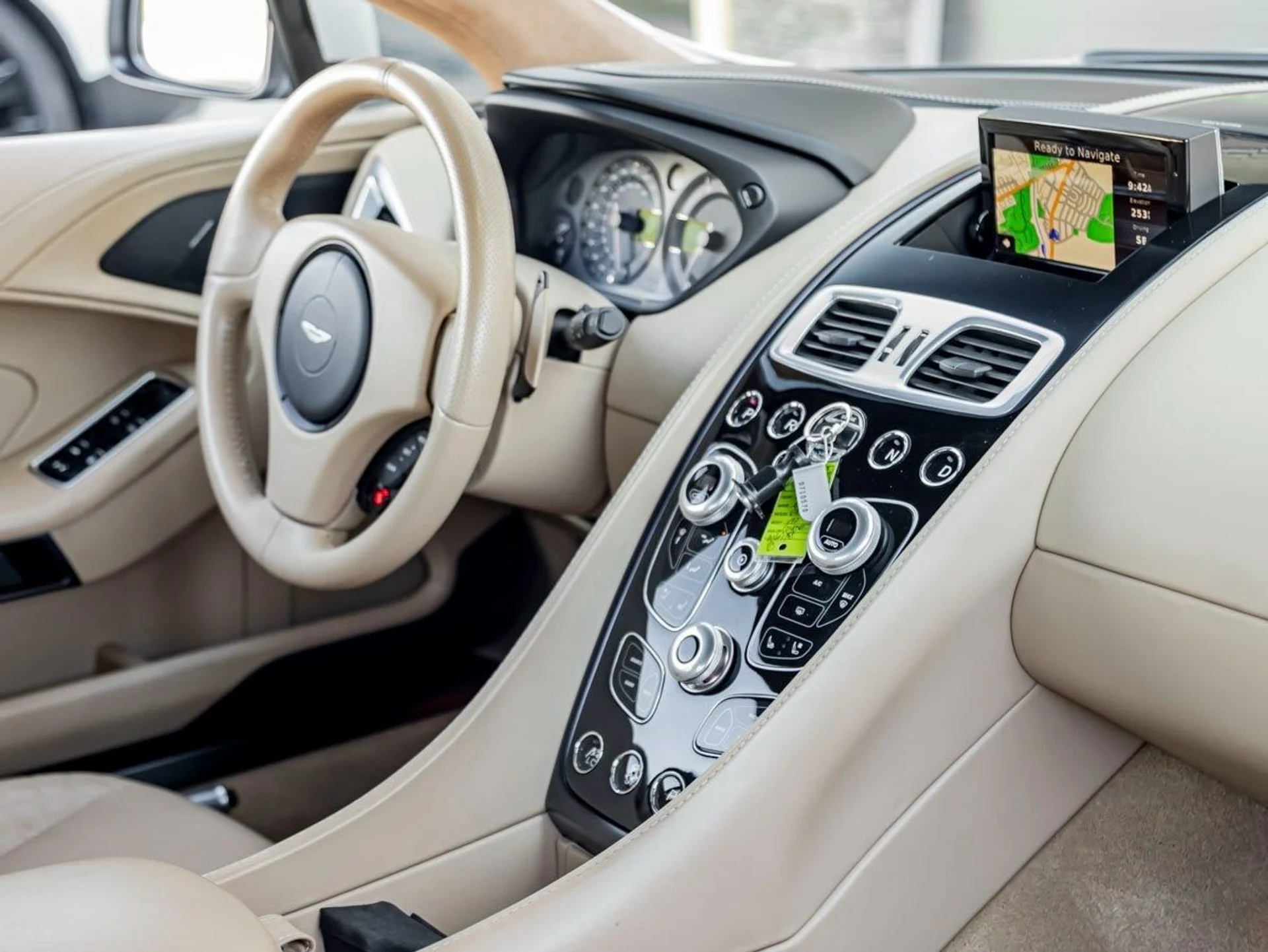 mph022_2765359594_23_be94f6d326