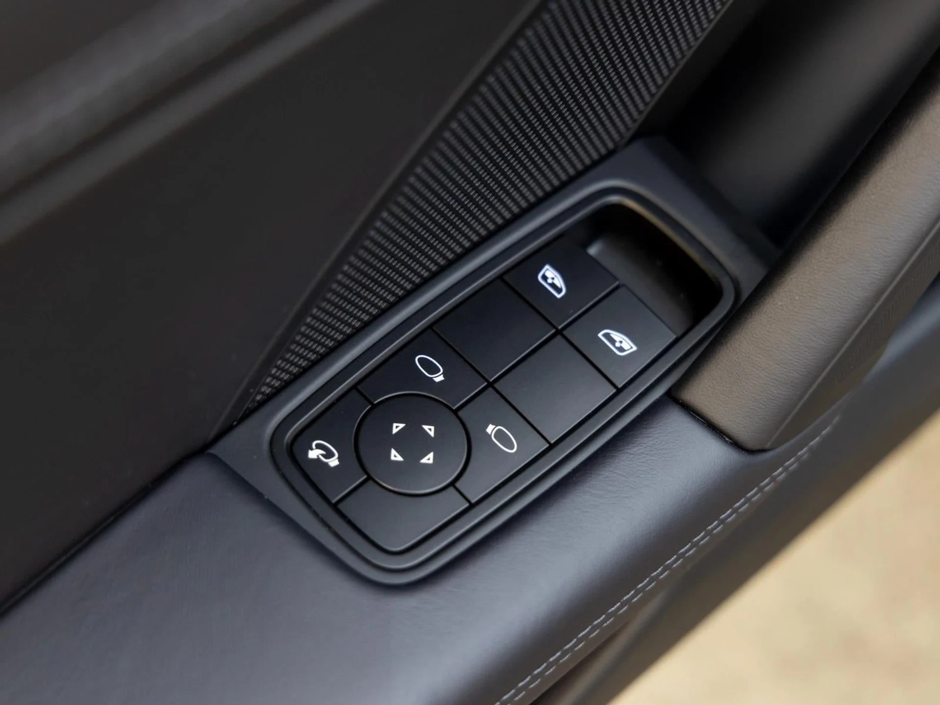 mph022_2766144697_23_4c28806f3e