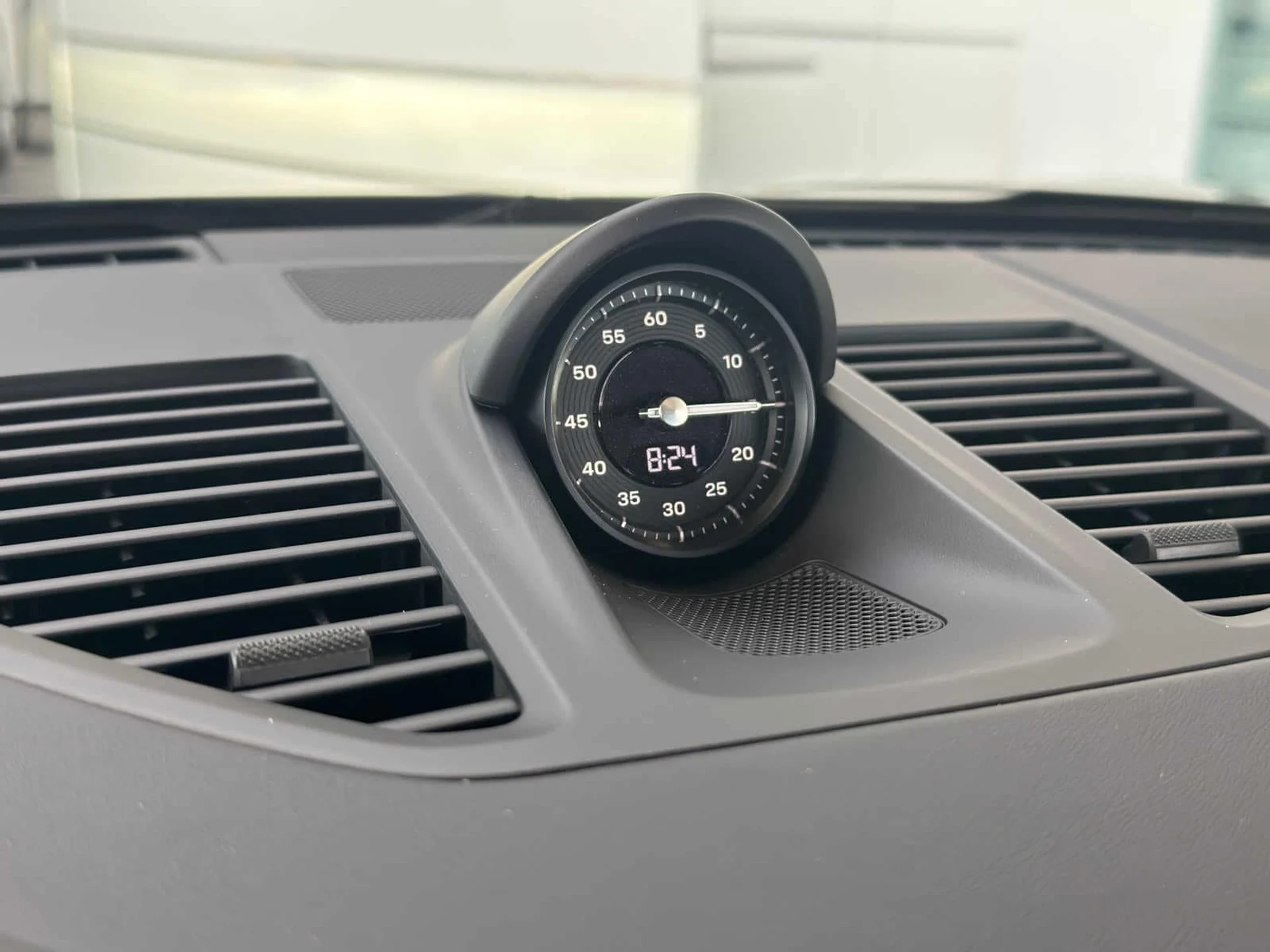 mph022_2777762128_9e71da0211caae957c8cf8b924c42505x_64dd0b5aa4