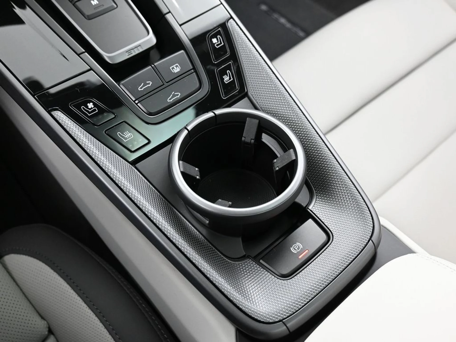 mph022_2784870175_0a385b0d_6e6b_448b_b25e_0177ca9a228b_4352804aad