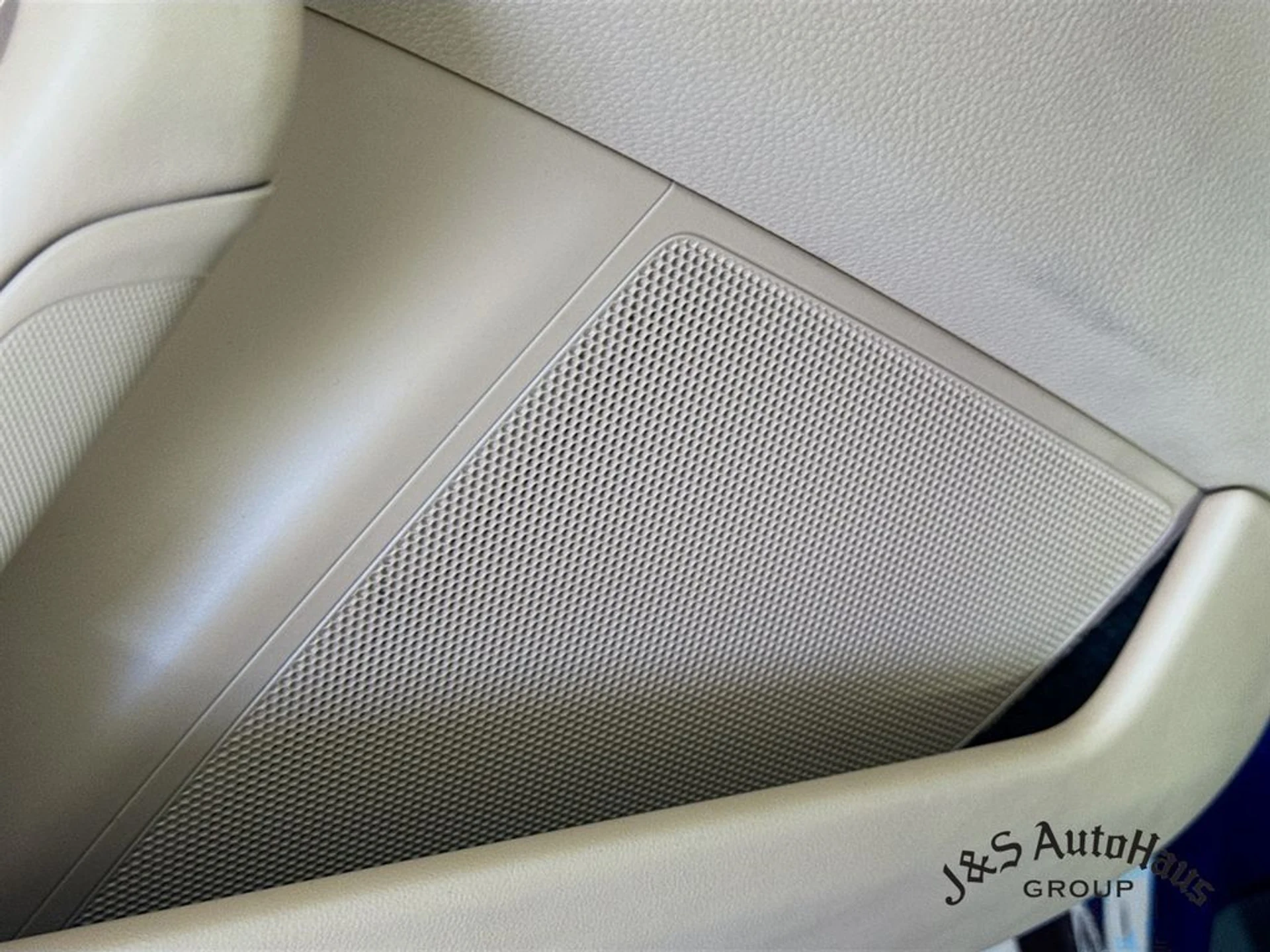 mph022_2787065669_b7aershxnr5om3grmu3ilab9pf8s_638ef9dc69