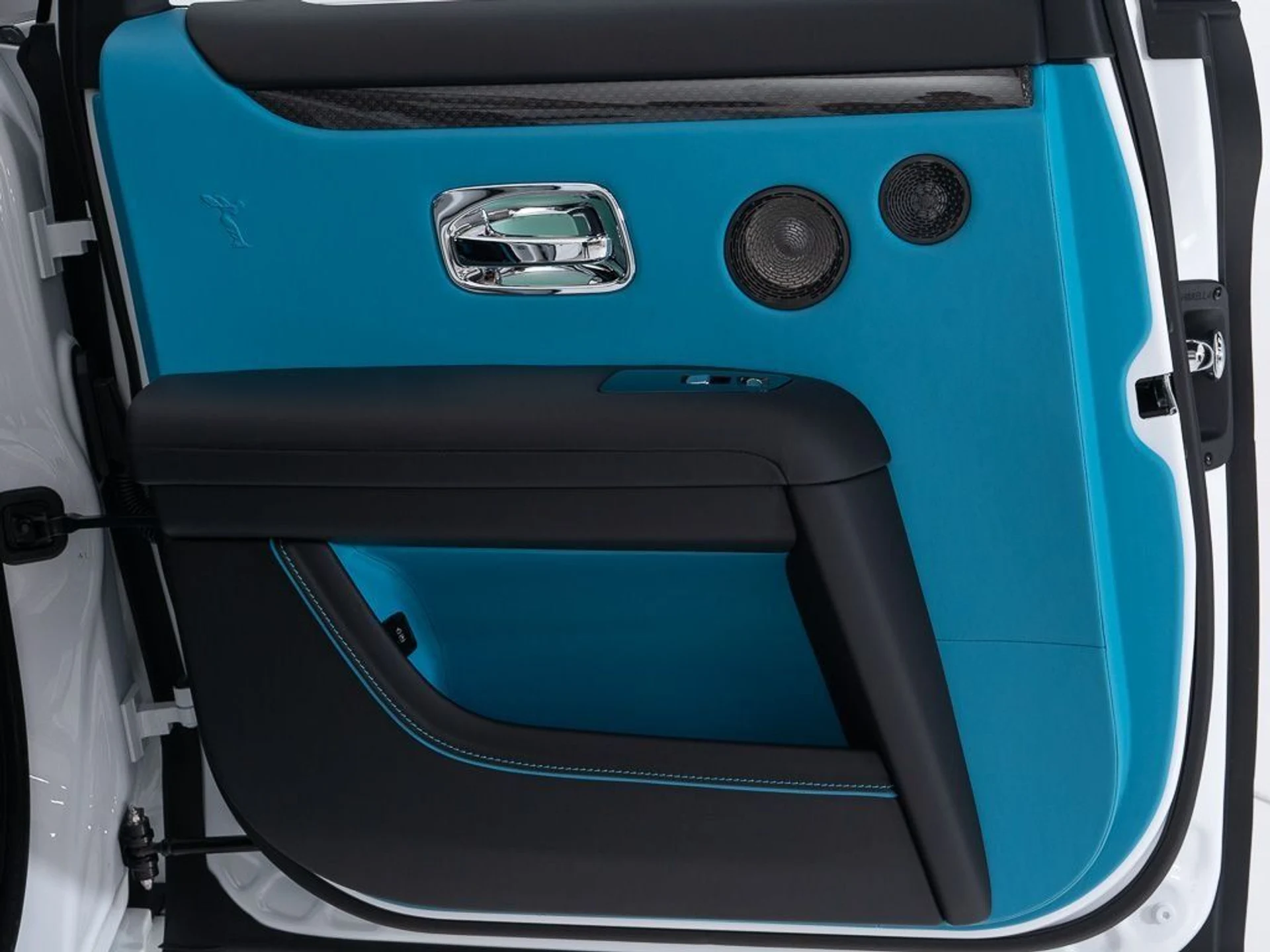 mph022_2791244568_be141011b3a288c1e9e40a964aa4a435_5ddc4167ae