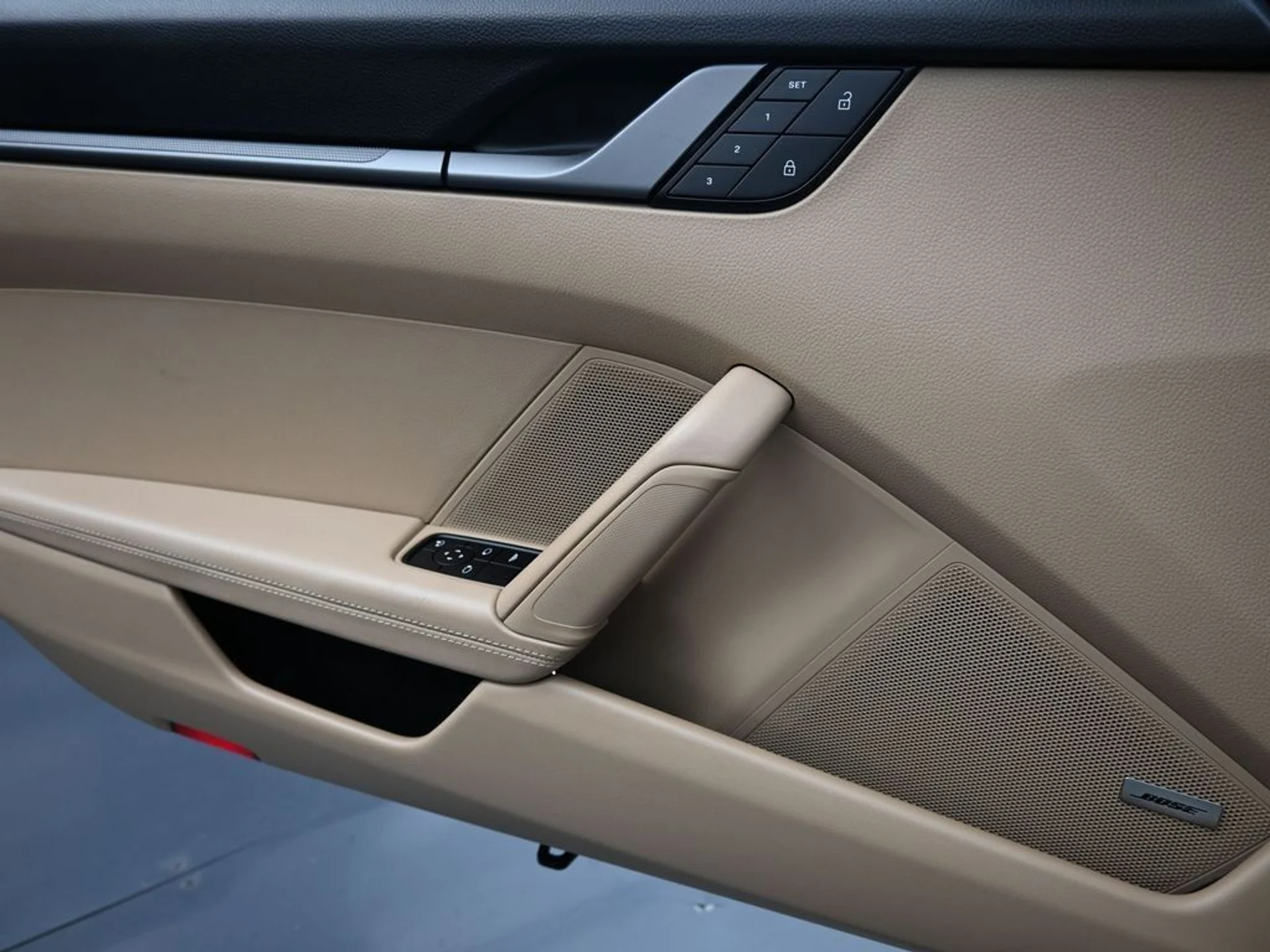 mph022_2793547961_51d007ff7bed68bb25a3c51f7301e249_85fbd2e299