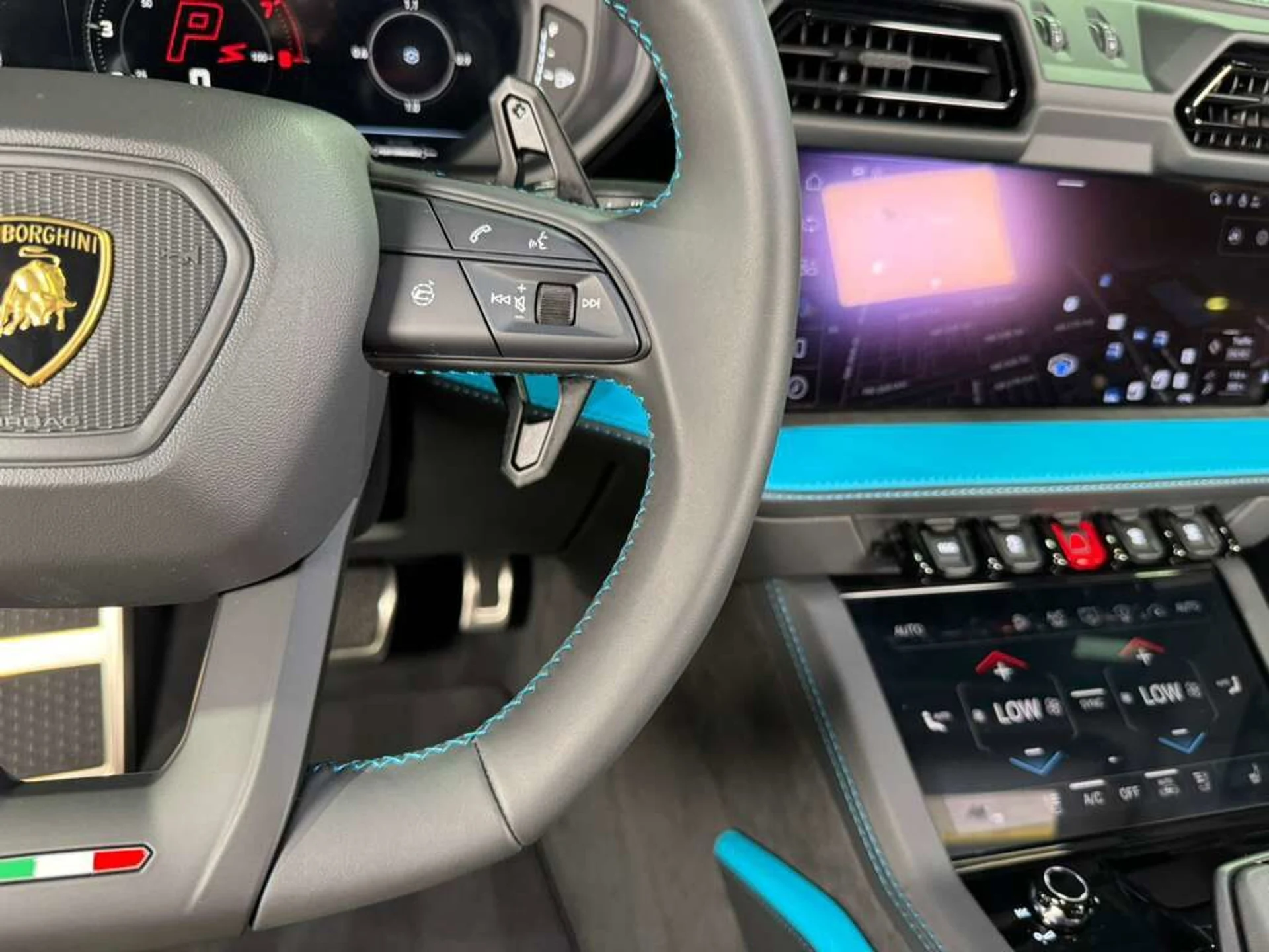 mph022_2796792681_bc25a2b03681b5b98925ceafc5d4b235_383005eb50