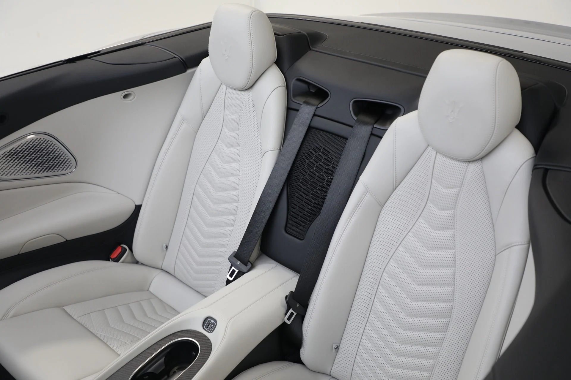 mph022_2798866300_New_2026_Maserati_Gran_Cabrio_Modena_1760557805_943f164084