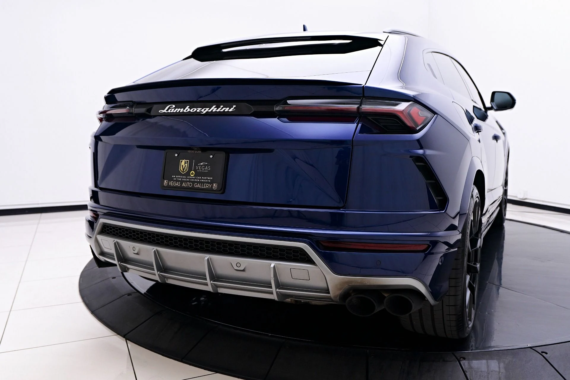 mph022_2802532143_Used_2020_Lamborghini_Urus_Base_1754965756_c6df3f7e7f