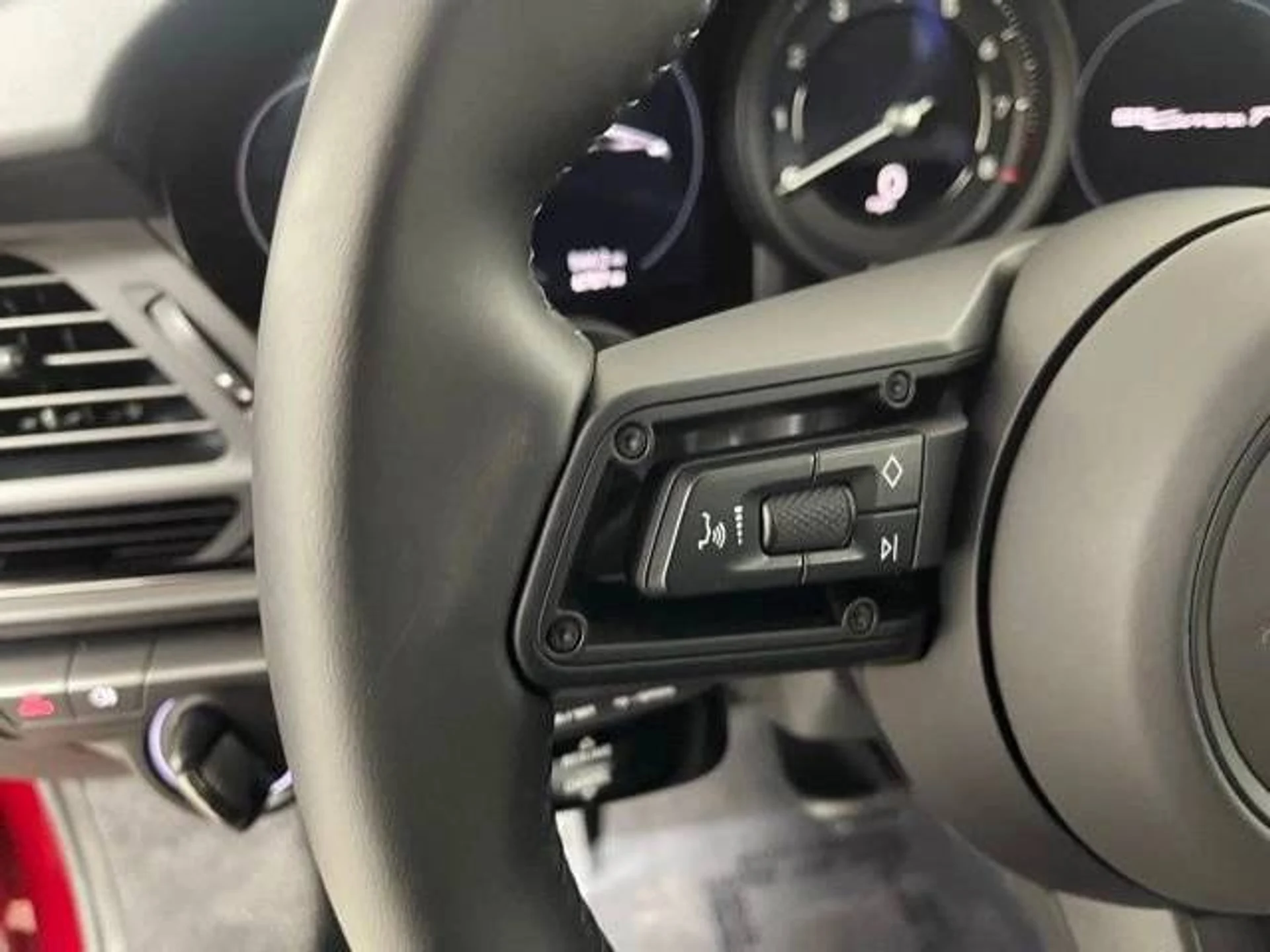 mph022_2802659855_db7dbcfc4659a12a11be699b9e8cdbfbx_283cb3f93f