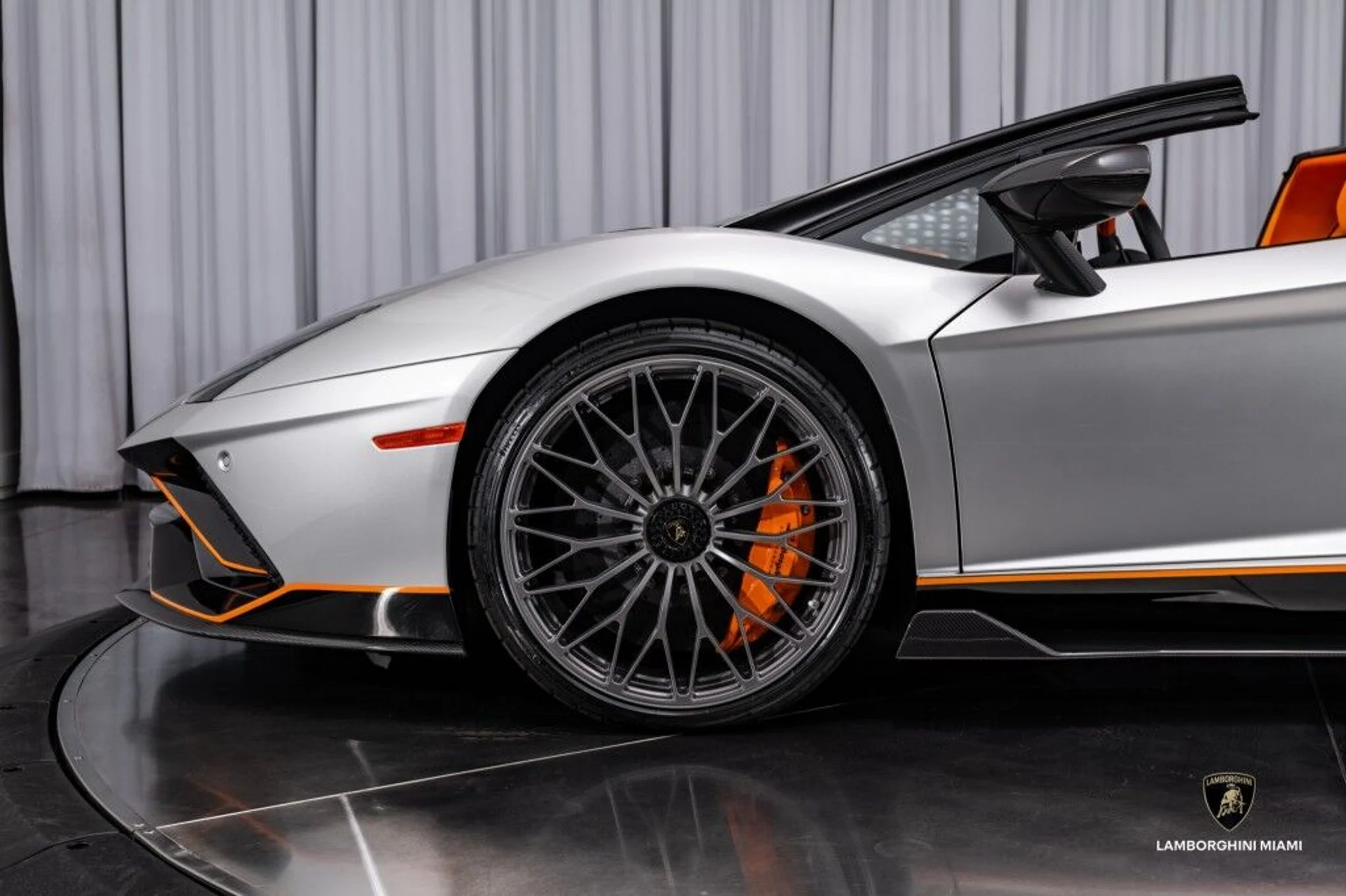 mph022_2803551483_9f4d71f9f081745f90571b1bfb5b322e_2400662869