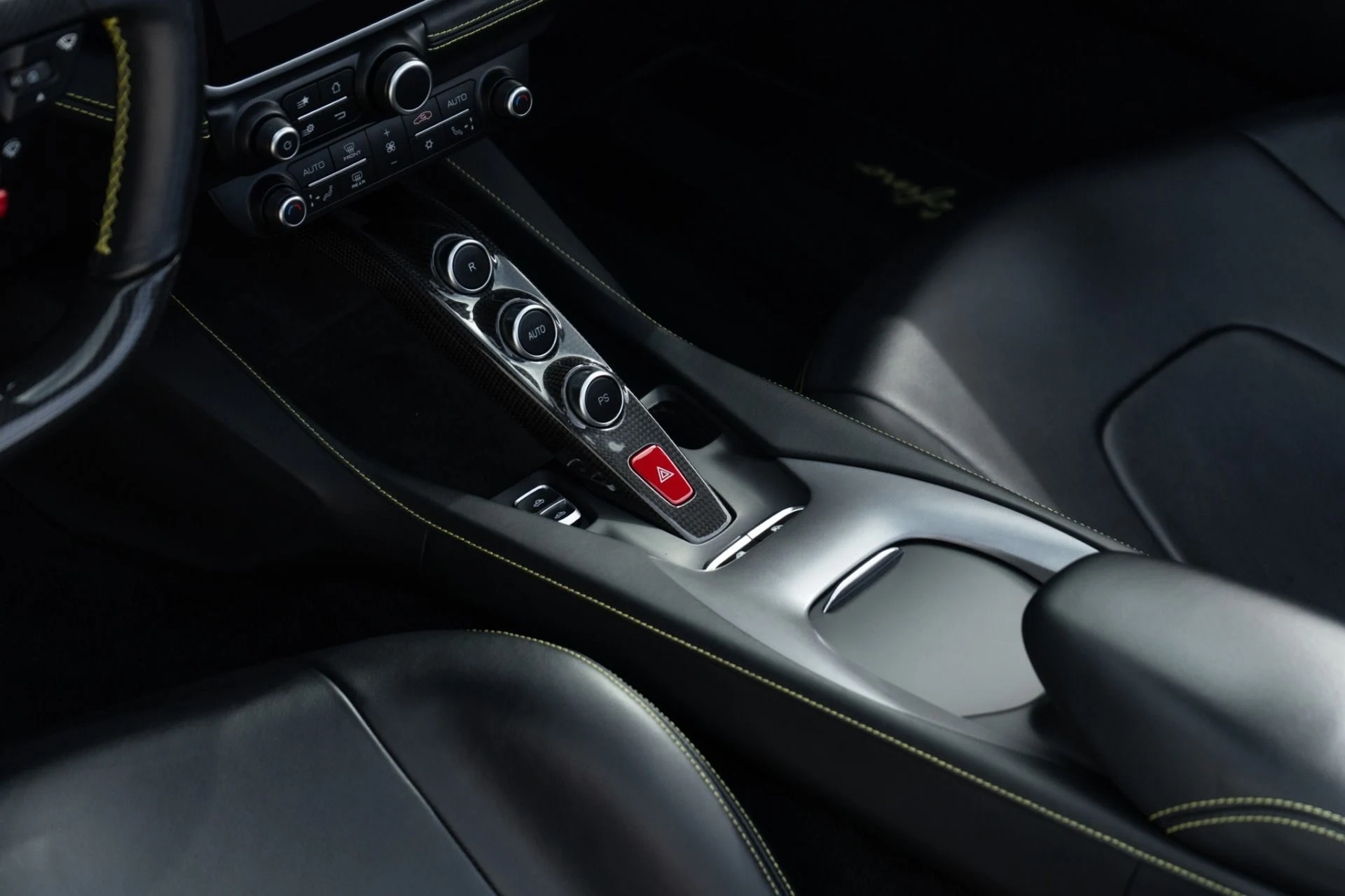 mph022_2810023988_Used_2020_Ferrari_Portofino_1775601900_d16e2f0727