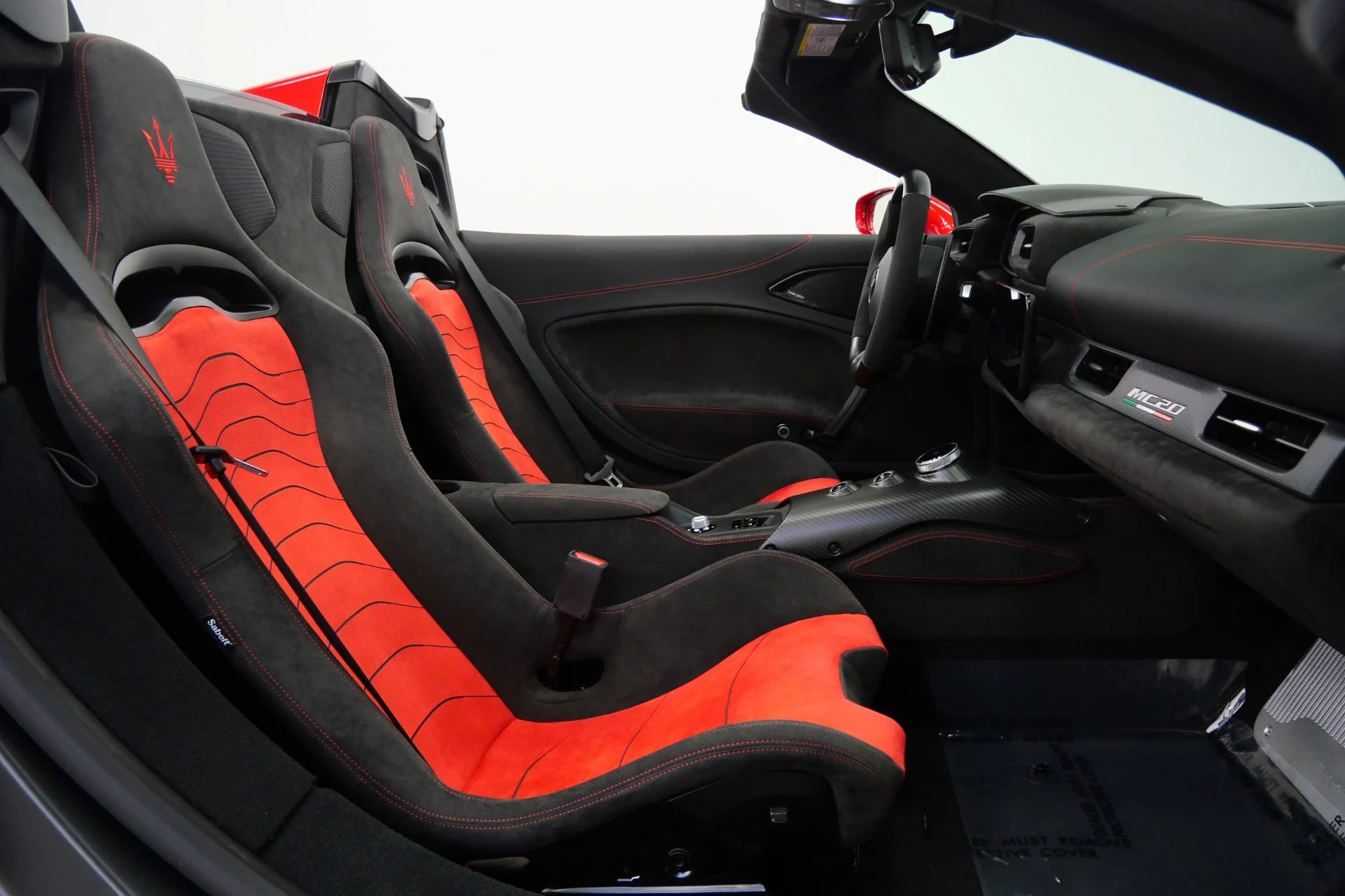 mph022_2813306405_Used_2023_Maserati_MC_20_Cielo_1598_Miles_Carbon_Ceramic_Brakes_Interior_Exterior_Carbon_Packages_1776351589_7a19068f18