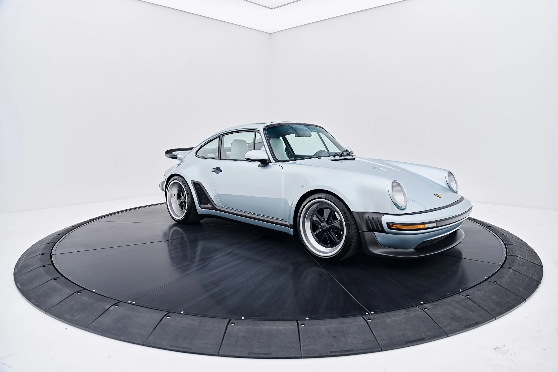 mph022_2822182014_Used_1990_Porsche_911_1789729620_734da0e29f