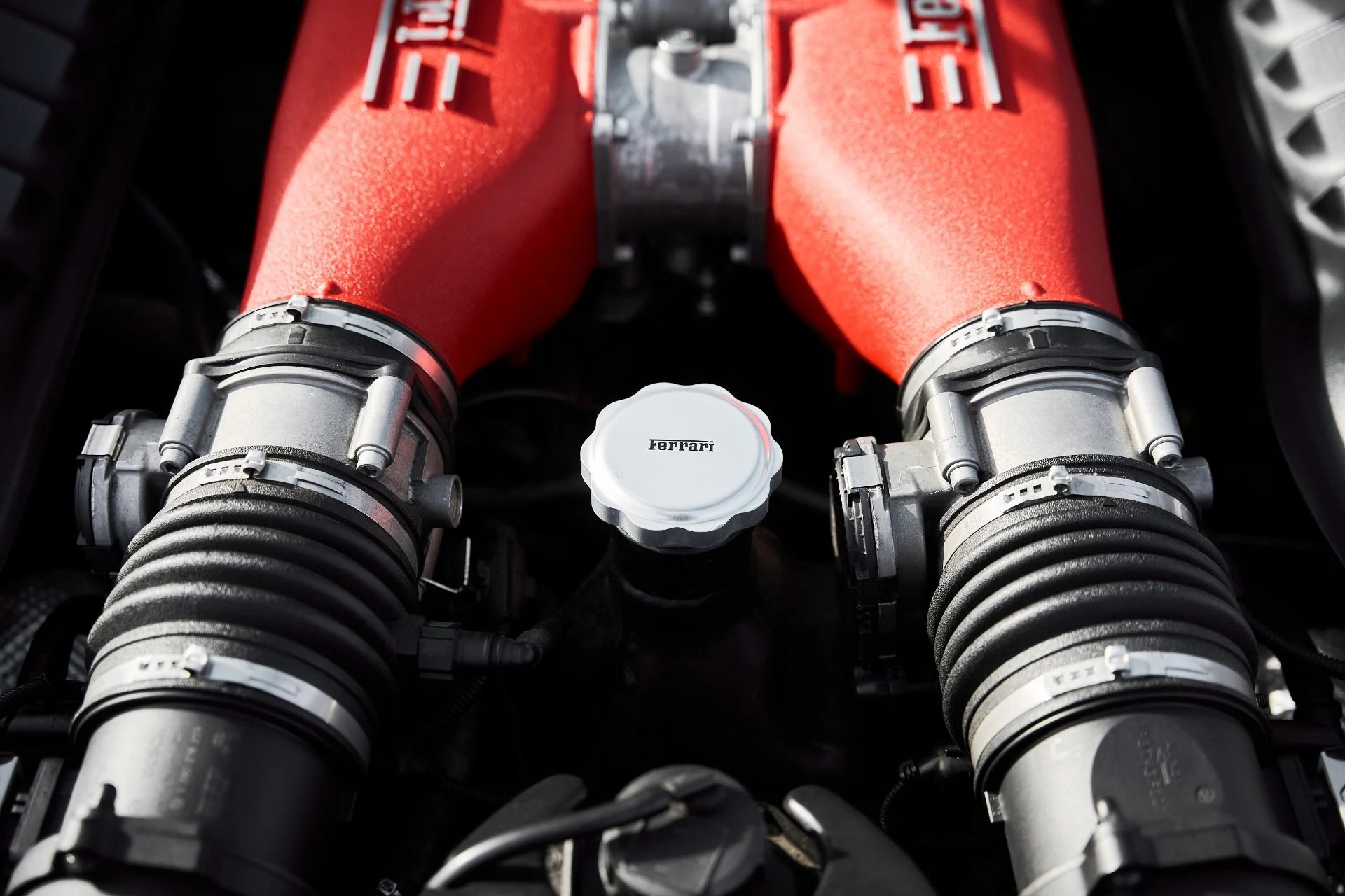 mph022_2833188051_Used_2012_Ferrari_458_Italia_Base_1766458138_26dd54c93e