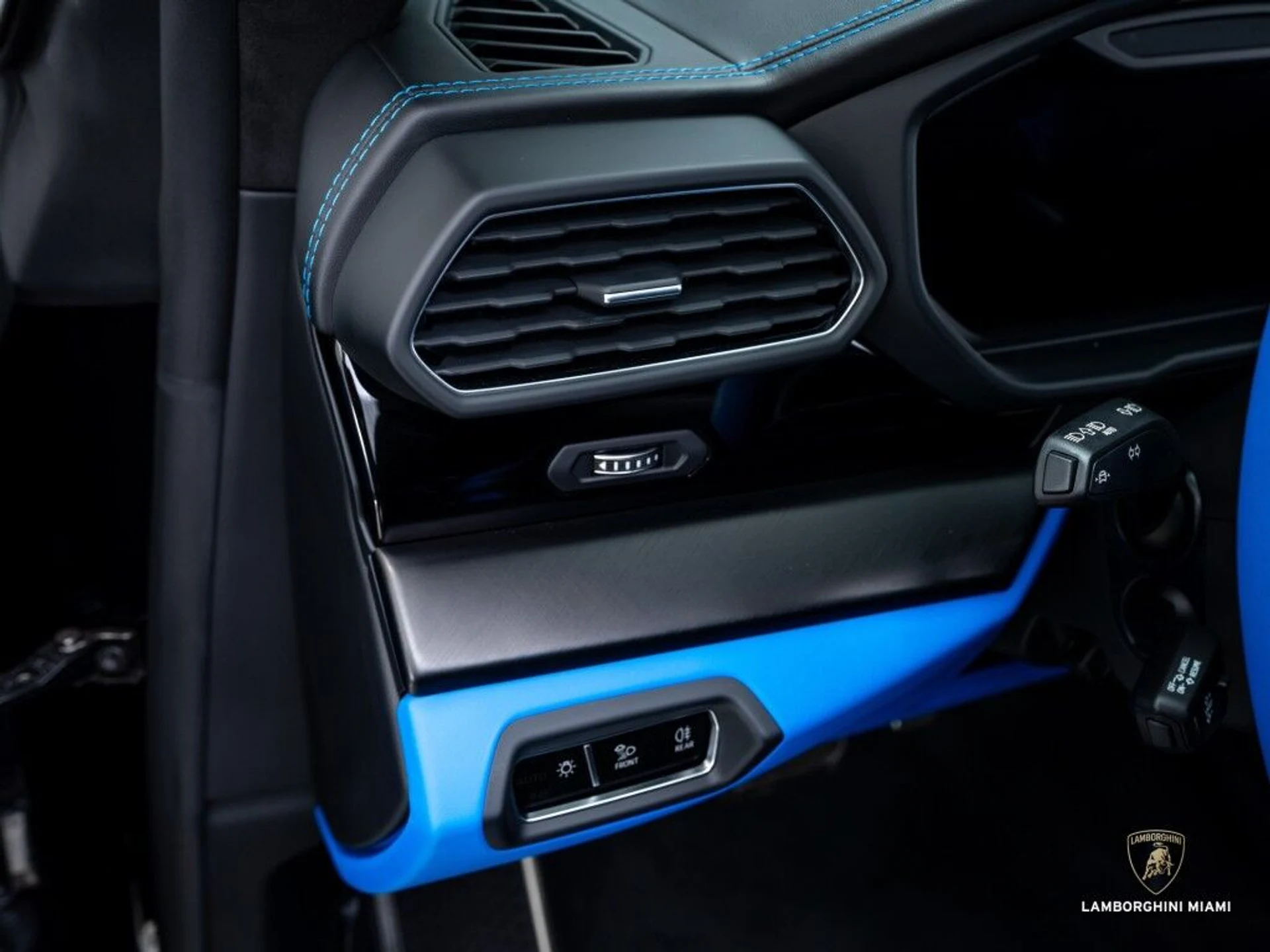 mph022_2837476520_942476b4da665f5dccf5dba6972531b9_56ad523372