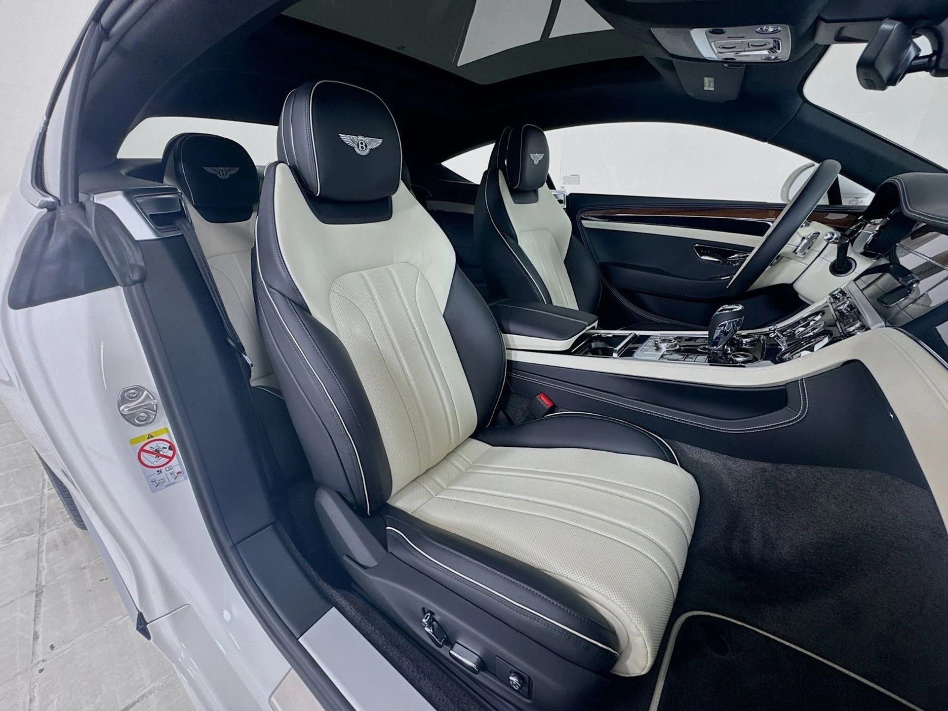 mph022_2845641279_b88bb2ea16e3f7db384f2aa06dfa7163x_d503ecec82