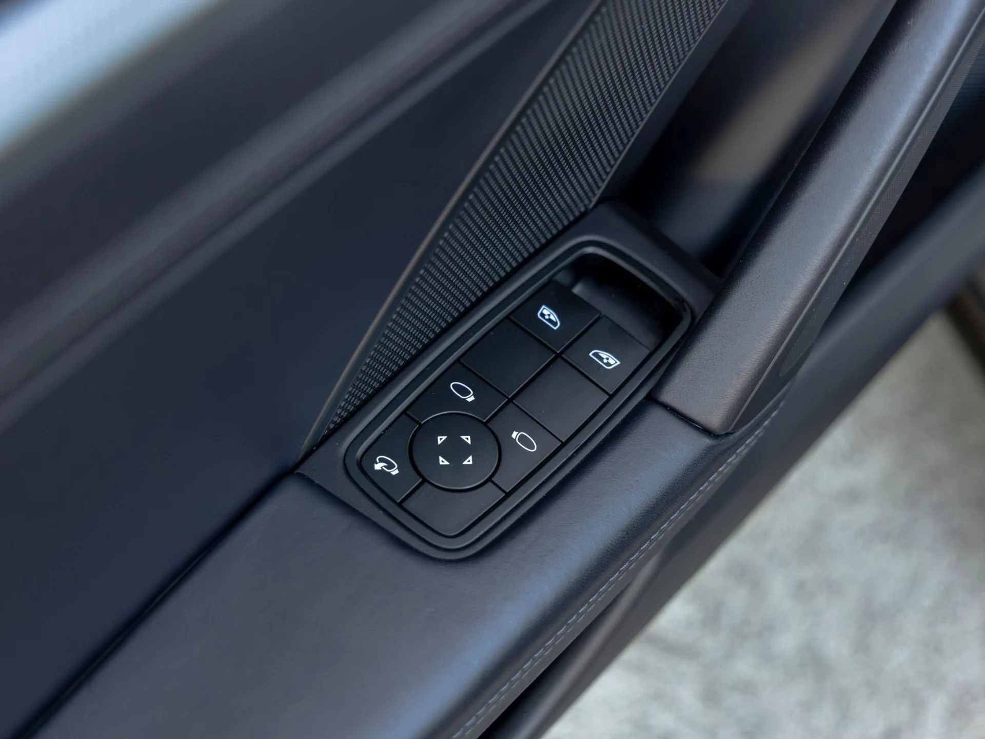 mph022_2845739251_23_a22f2ff7b2