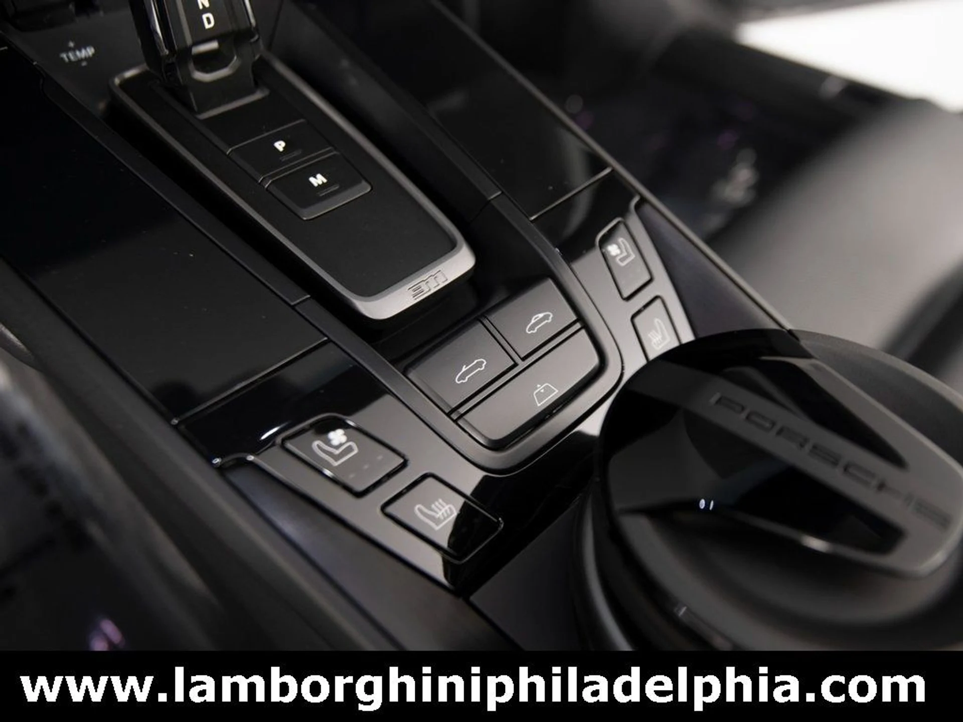 mph022_2851053386_7640ba5dfa81b73f622c5433a6e94f7cx_2bb27870c7