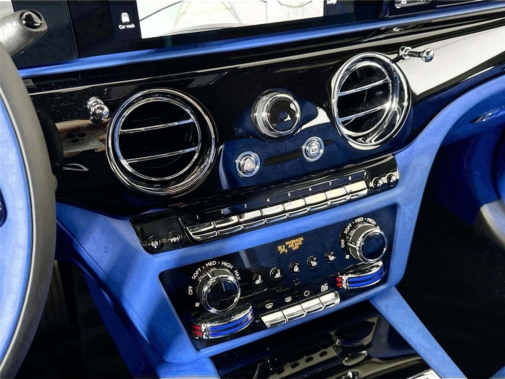 mph022_2855458265_714b1db58c7c84554ad2c16a67ccc05b_89093e592c