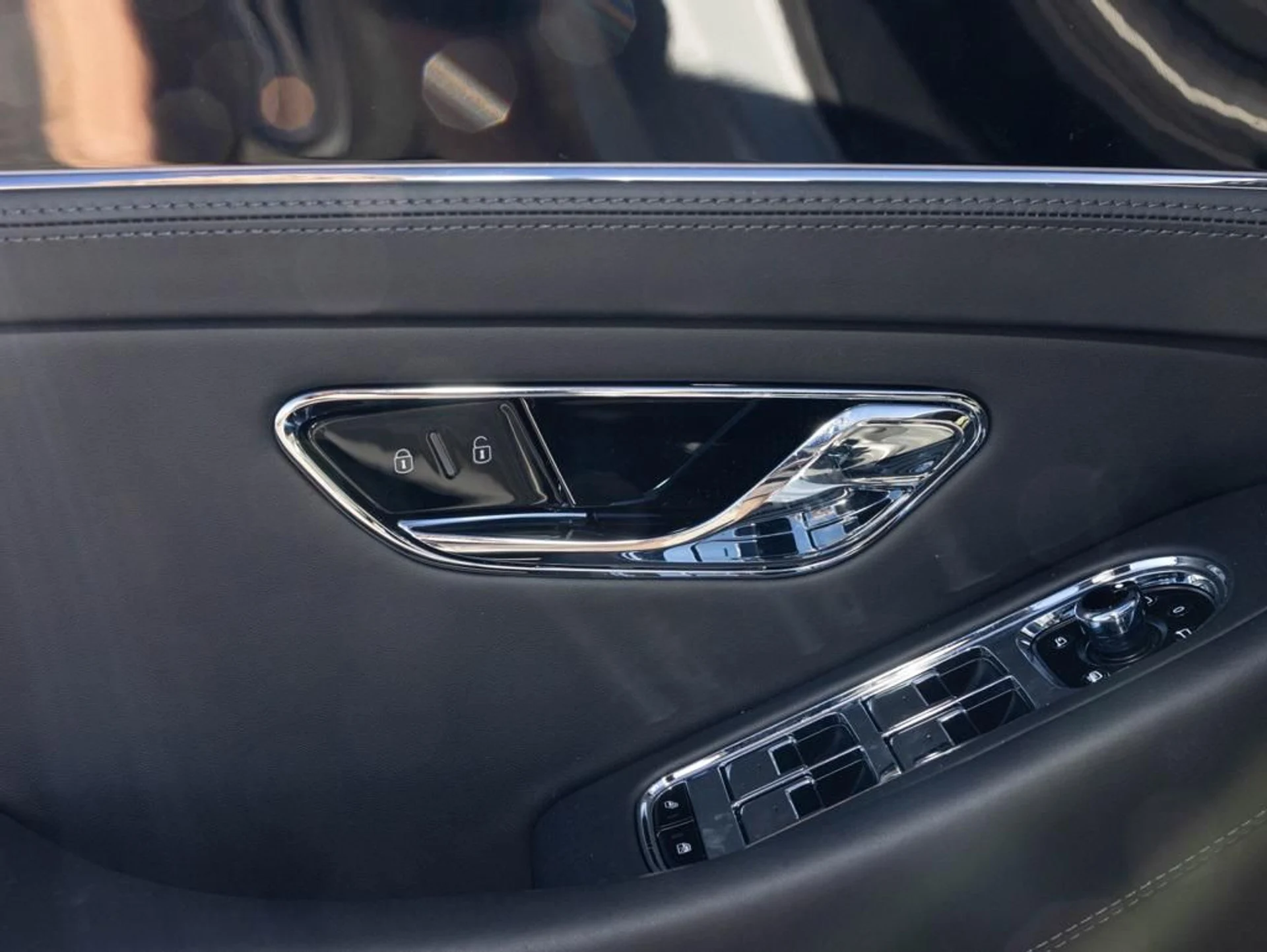 mph022_2860774876_477125130_692934d39b00833c2783f887_31ce6a70d3