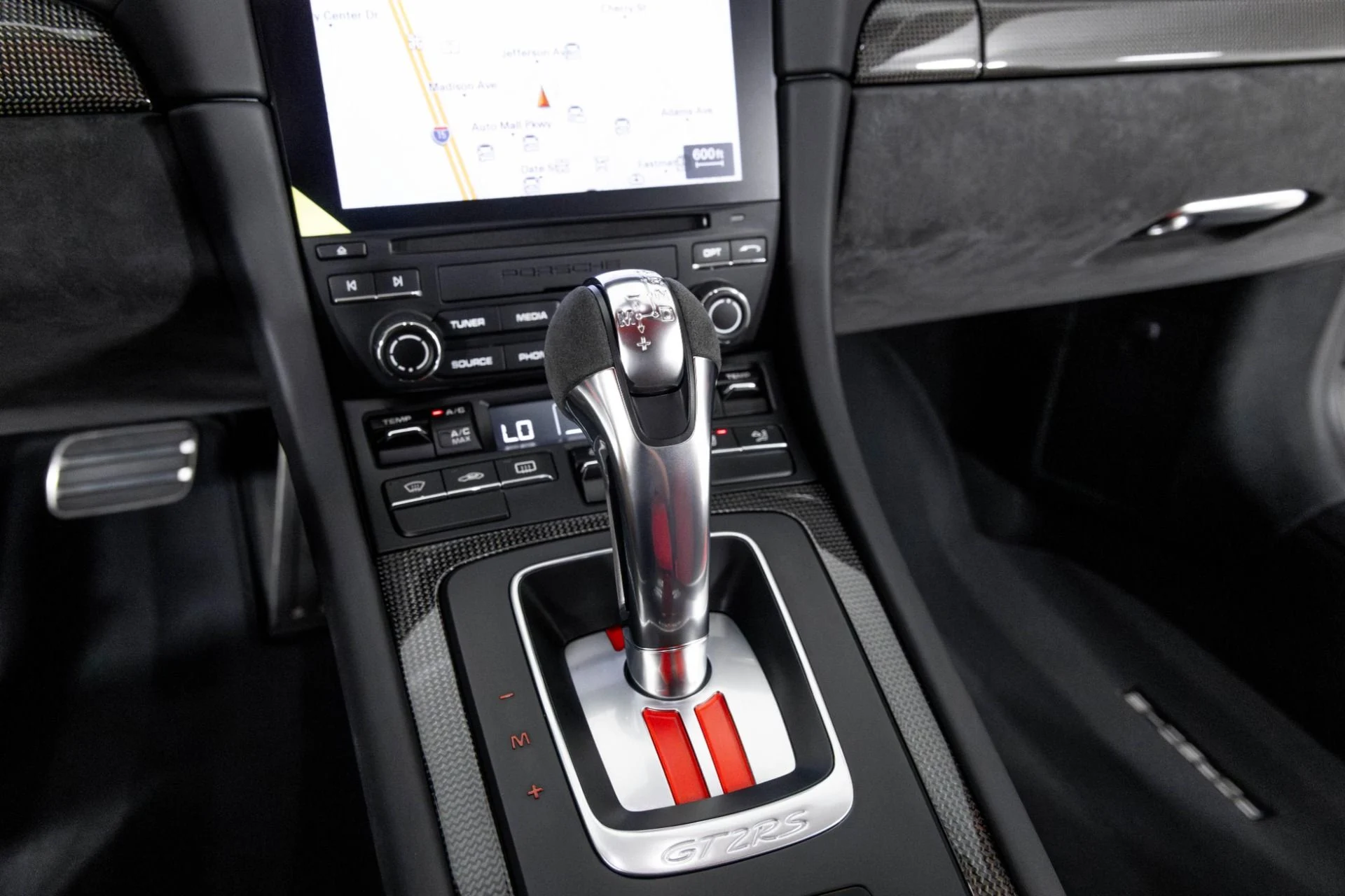 mph022_2865660417_Used_2018_Porsche_911_GT_2_RS_1762984474_cda2aab260