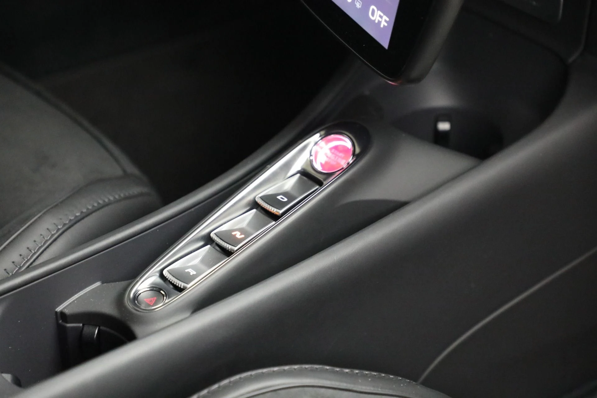 mph022_2866227025_Used_2024_Mc_Laren_Artura_Performance_667cedd5d1