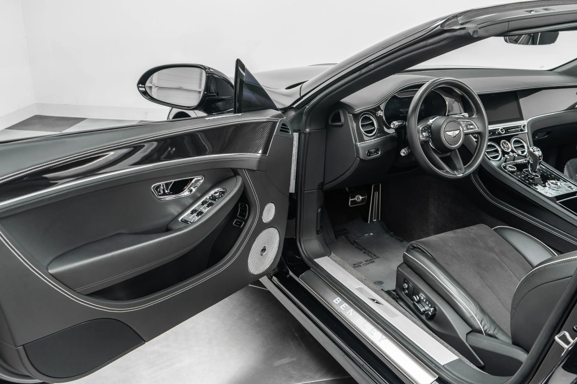 mph022_2866836099_Used_2023_Bentley_Continental_GTC_S_V8_1775843308_a96112747b