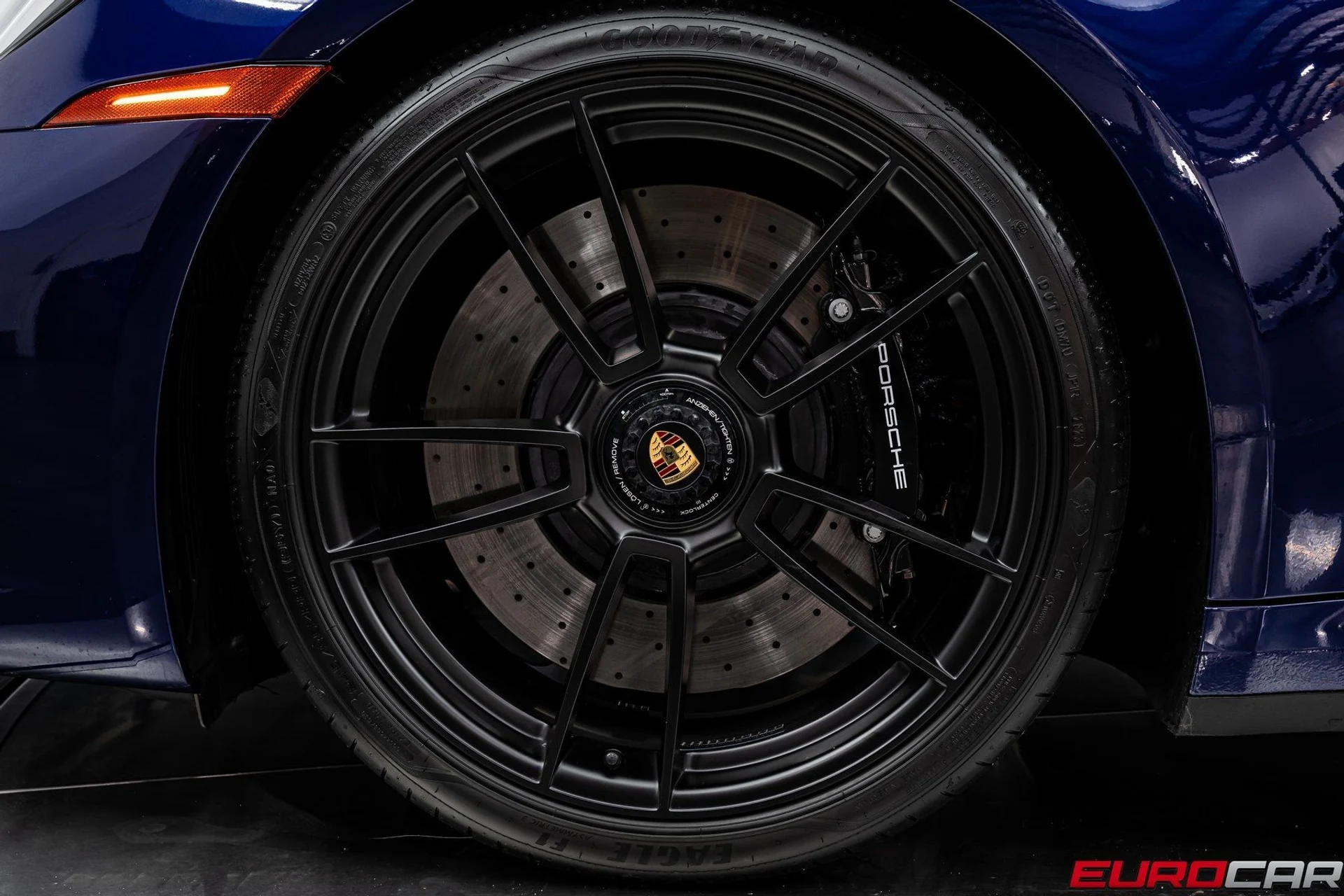 mph022_2884156259_image_23_1396b54c5f