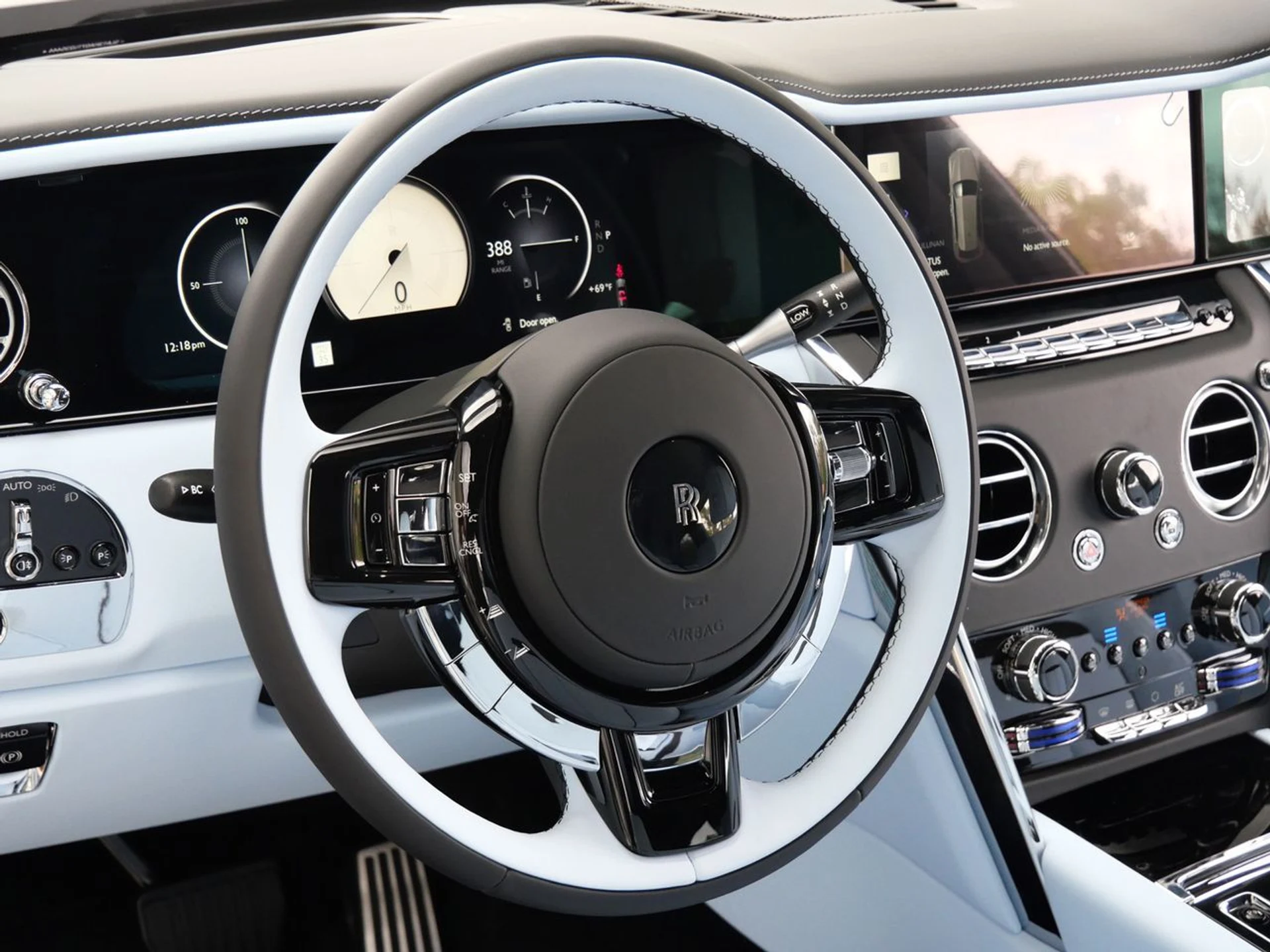 mph022_2884351228_19cd69363f7a0c1901dbbe281c44ad3cx_6b2366a3d8