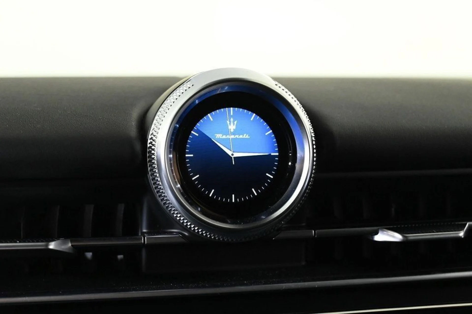 mph022_2889925165_9b16c8eb4f6549efab6a12da4e449fa4_83b707646b