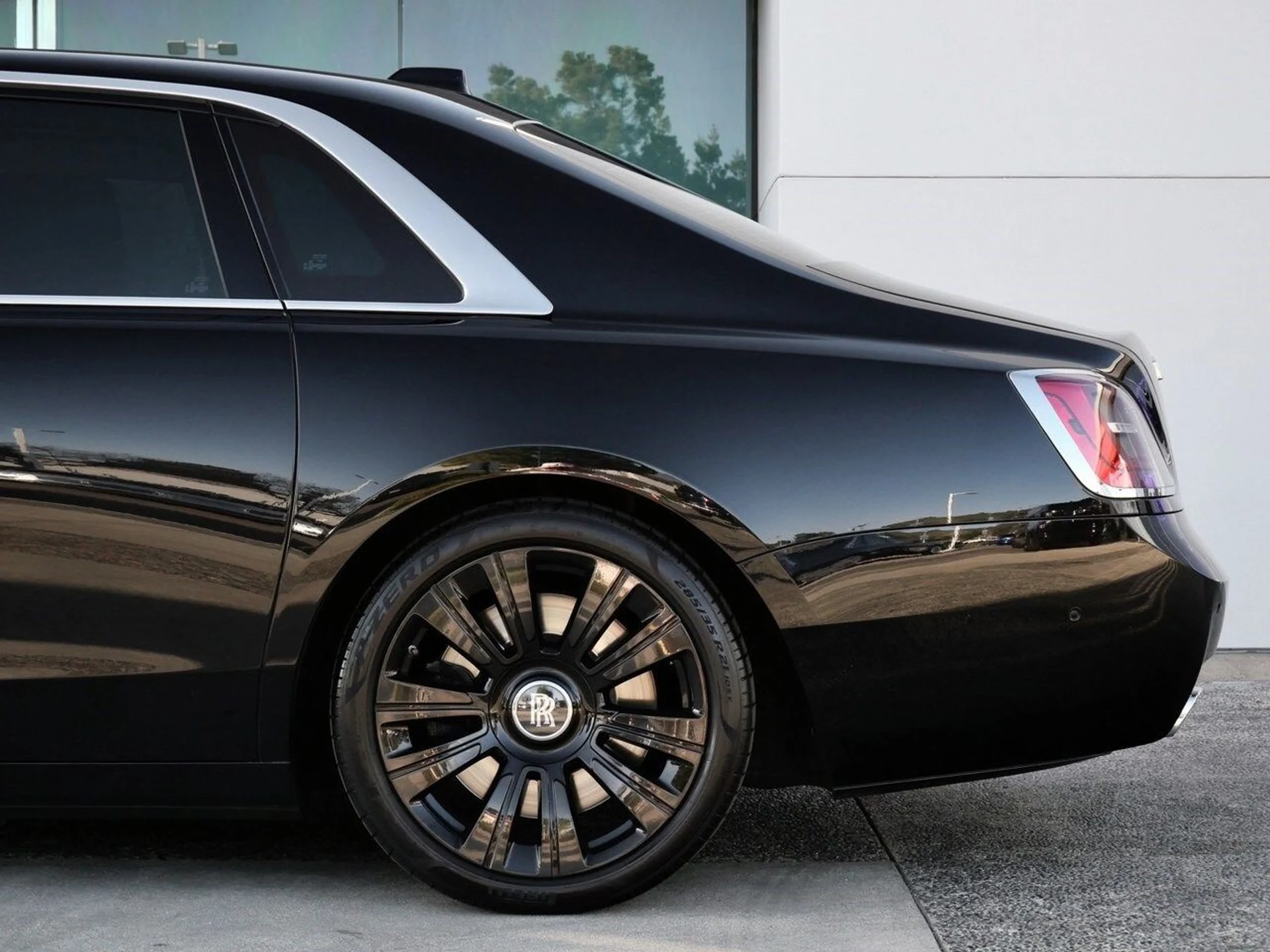 mph022_2890278173_117e9bf206d22f90a329376a8249d054x_335f66c1a0