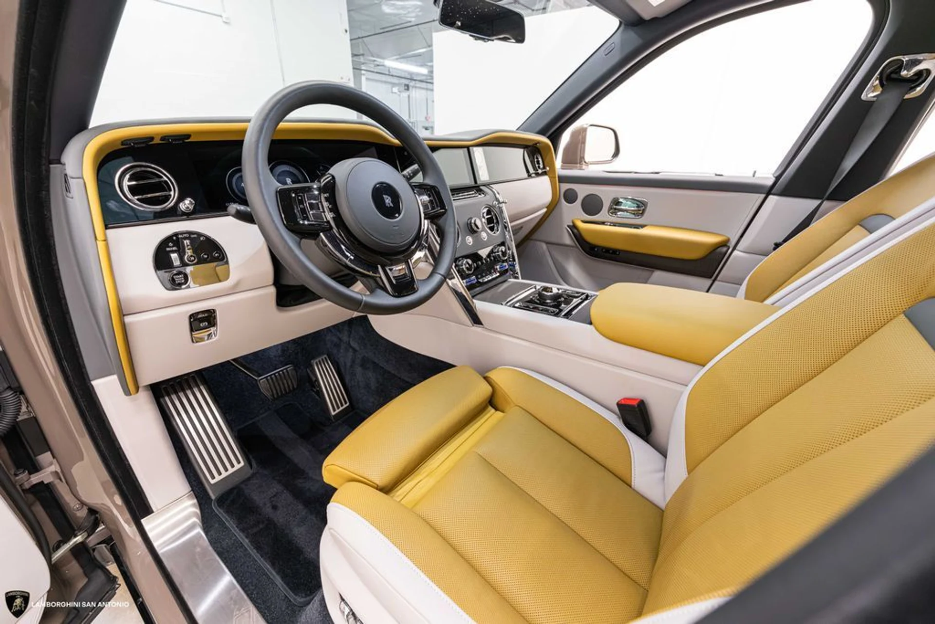 mph022_2891987312_14eb04d31d3d99eee238446ba41618b6x_9f96462419