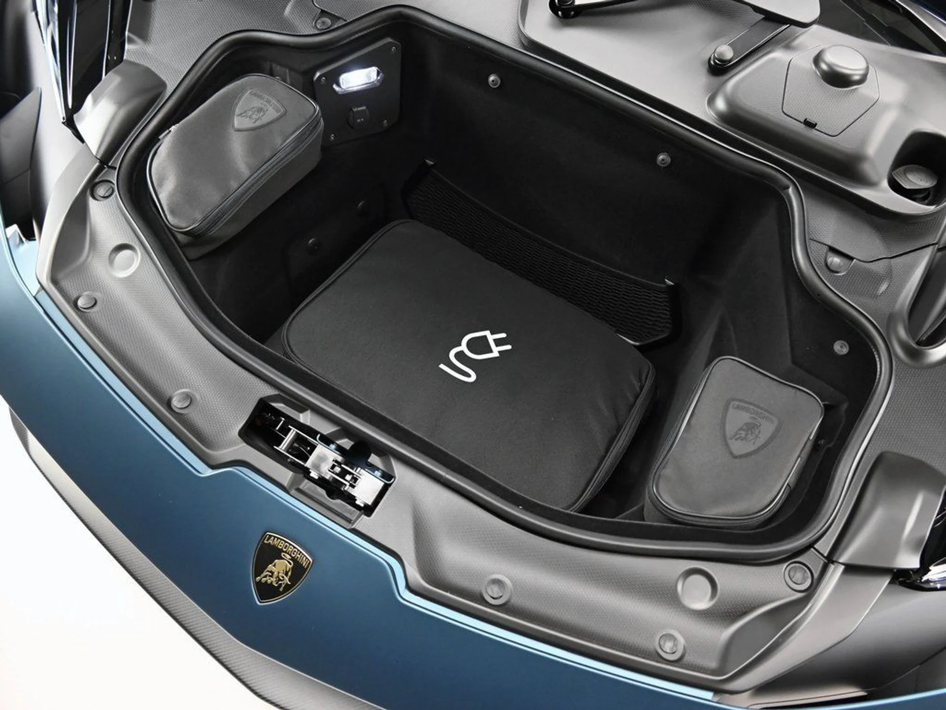 mph022_2892089016_bbdd54b043eae7e03a9de51340943871_1ceca4cb42