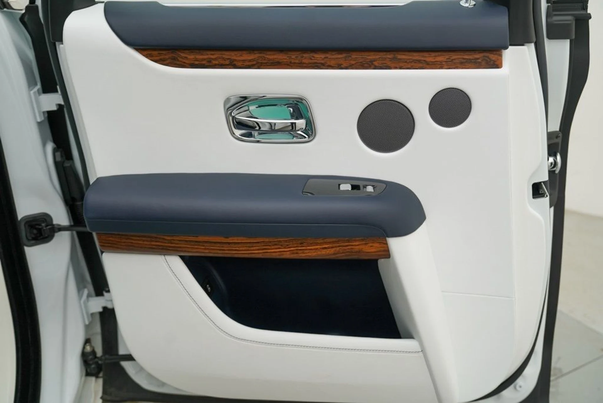 mph022_289474155_gilmdh7wsqr5rxrgnvuynyrc42jr_cfede1a439