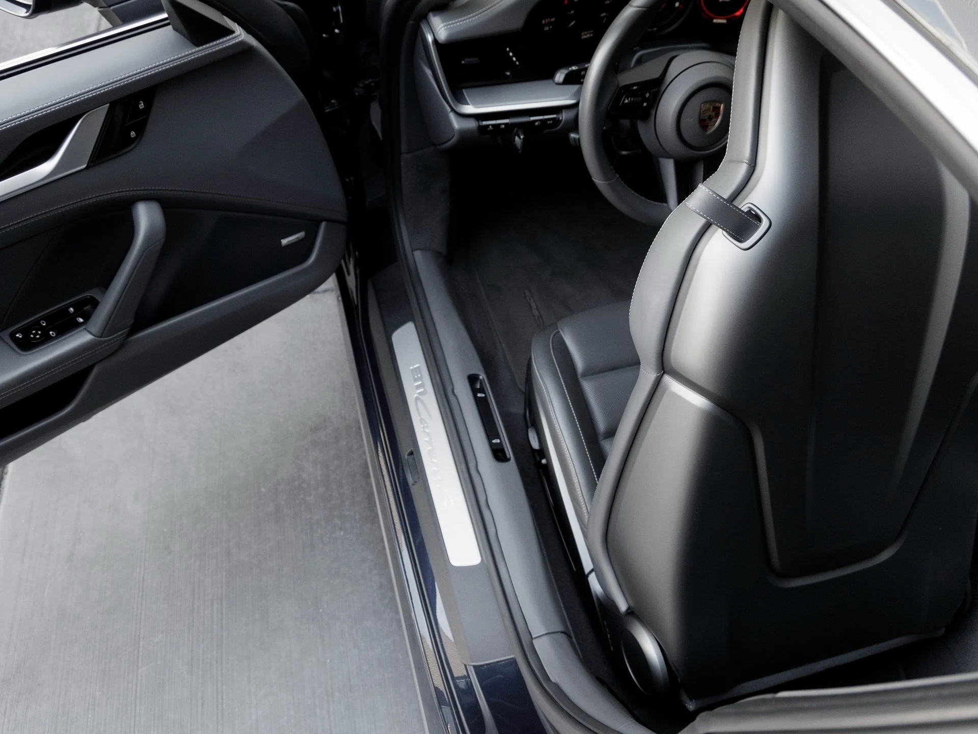 mph022_2897090589_23_1787847671